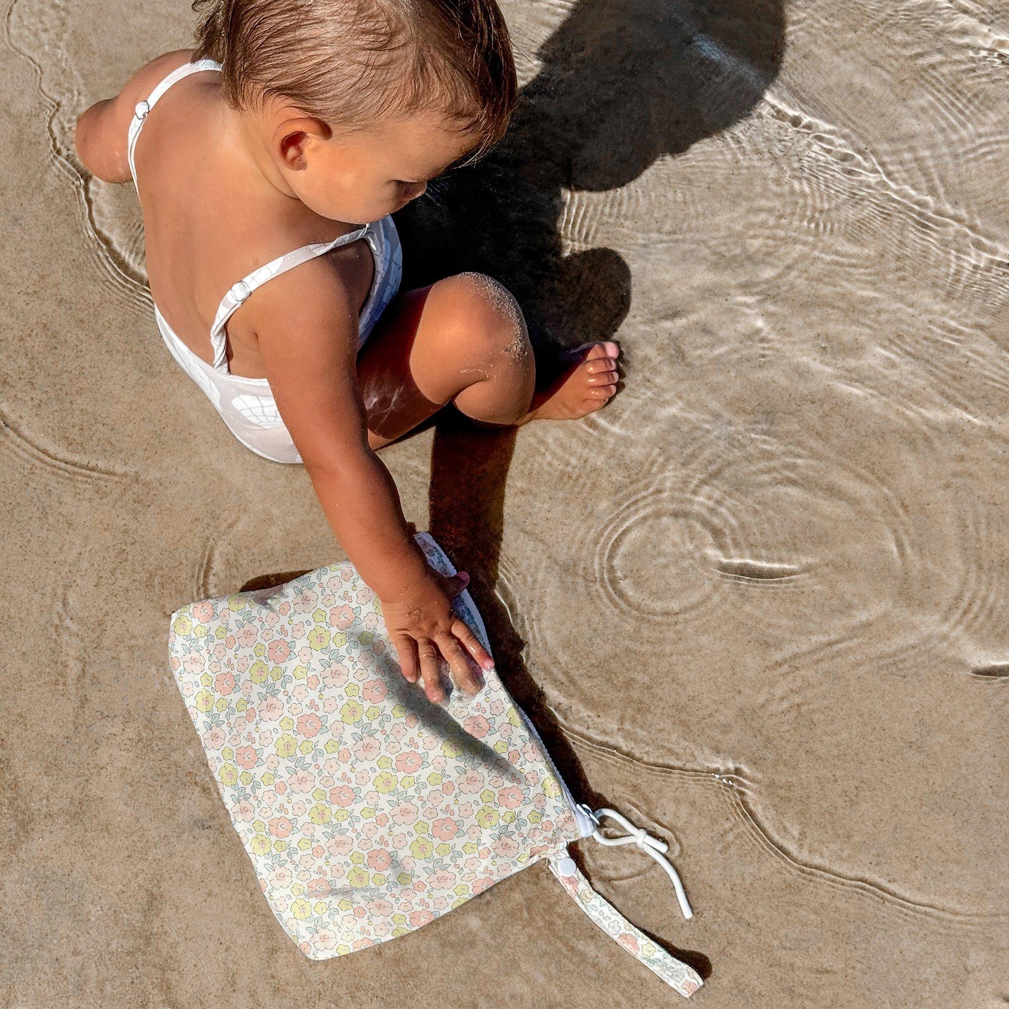 Kids Wet Bag: Into the Garden image number 2