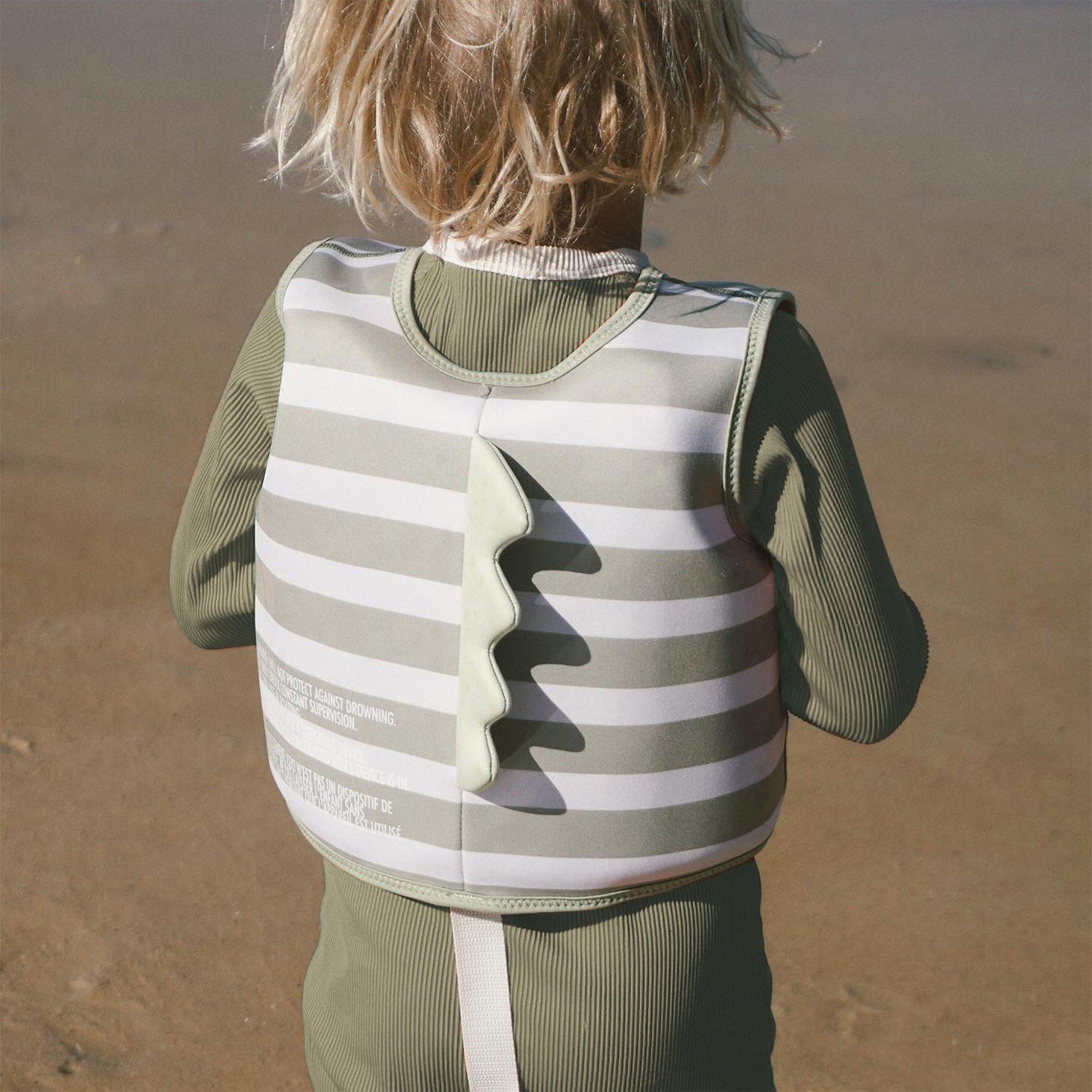 Kids Swim Vest: Into the Wild (Age 2-3) image number 4