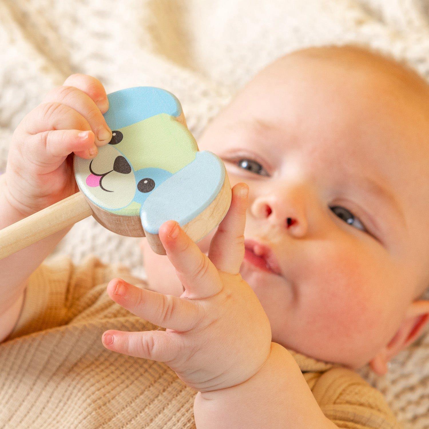 Grasp & Giggle Lion Rattle image number 1