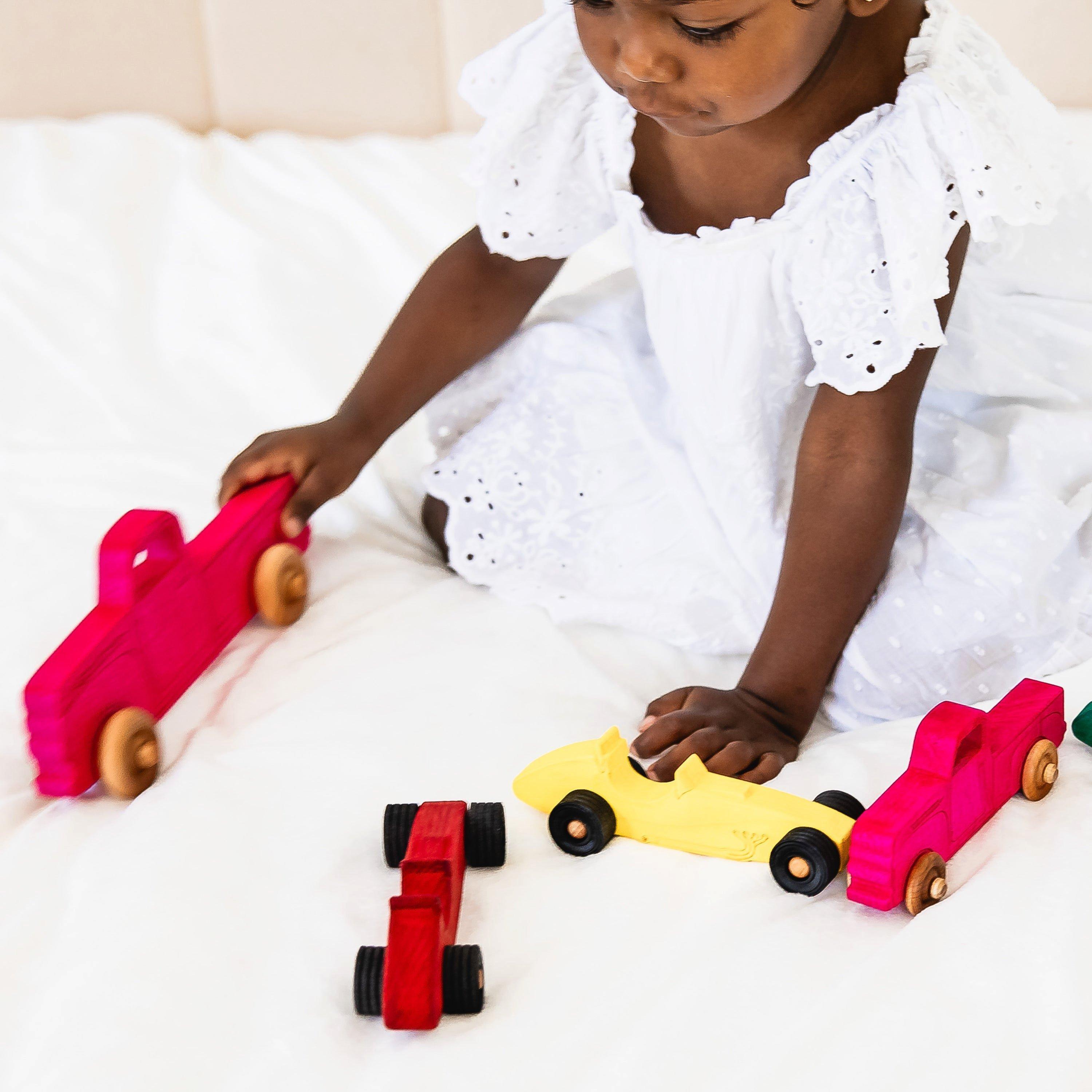 1950s Wooden Pickup Truck Pink image number 4