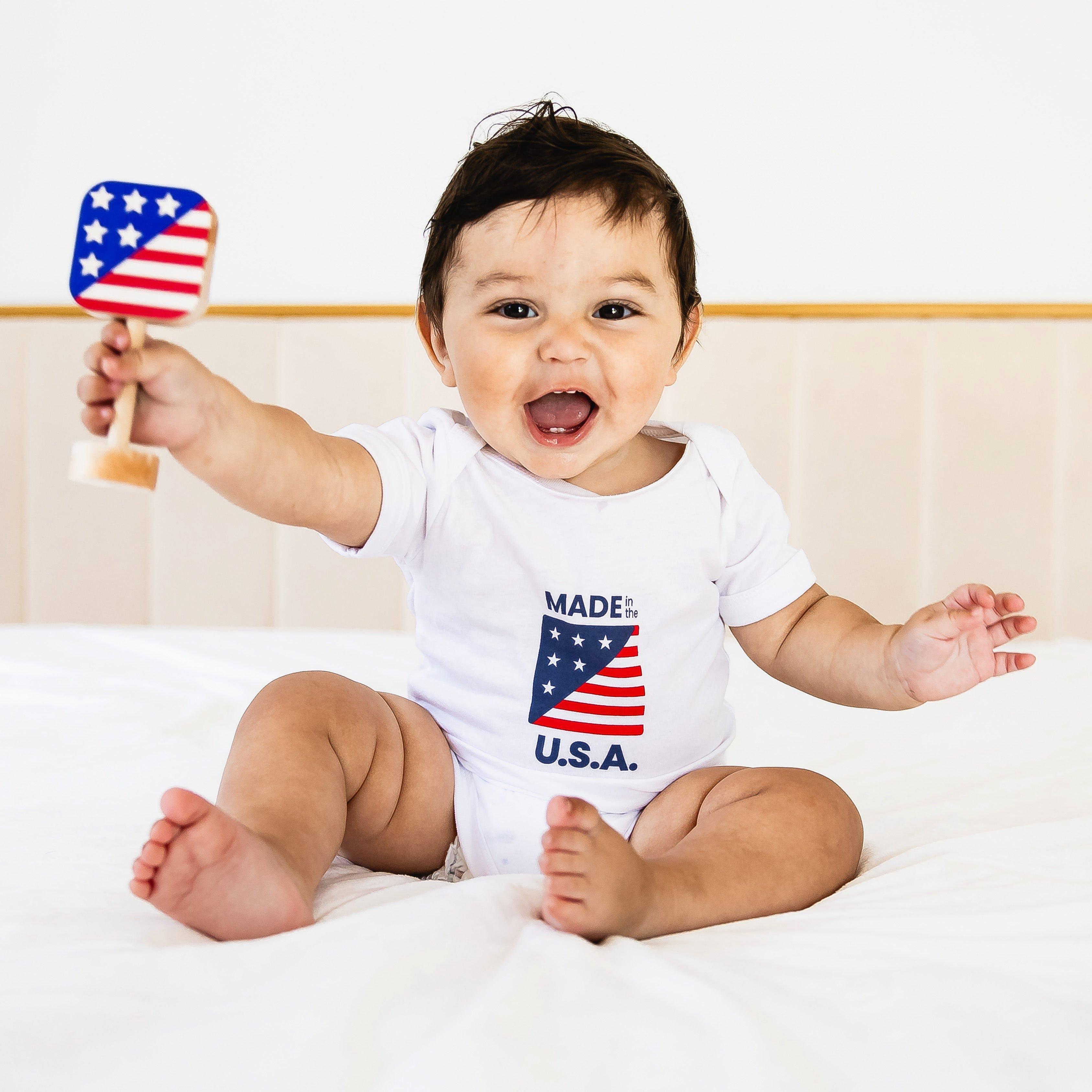 Grasp & Giggle Flag Rattle image number 2