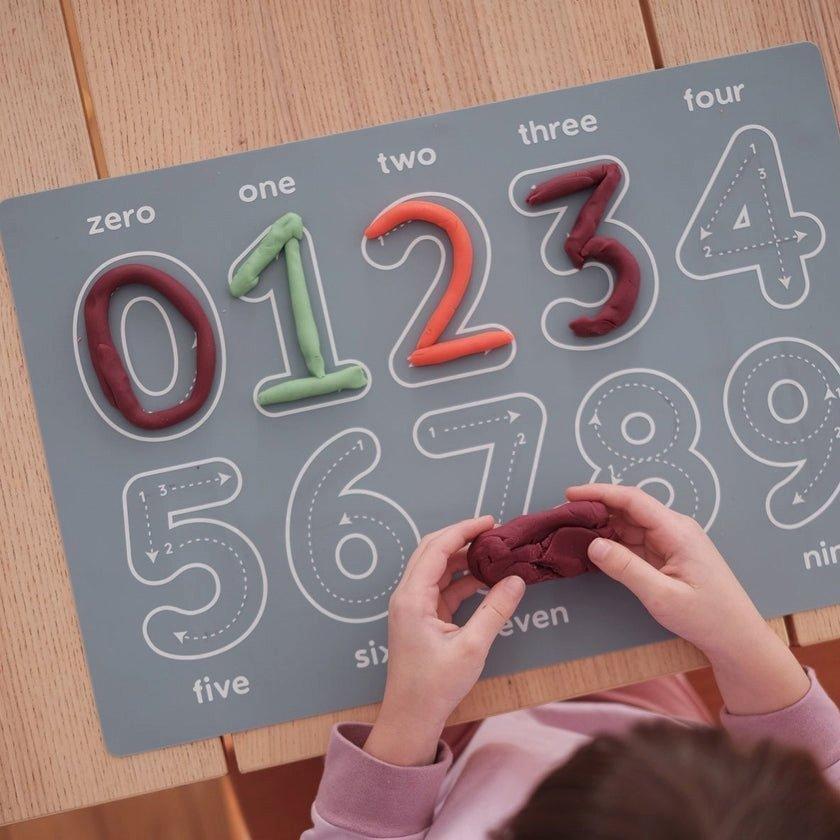 Reusable Numbers Coloring Mat image number 4