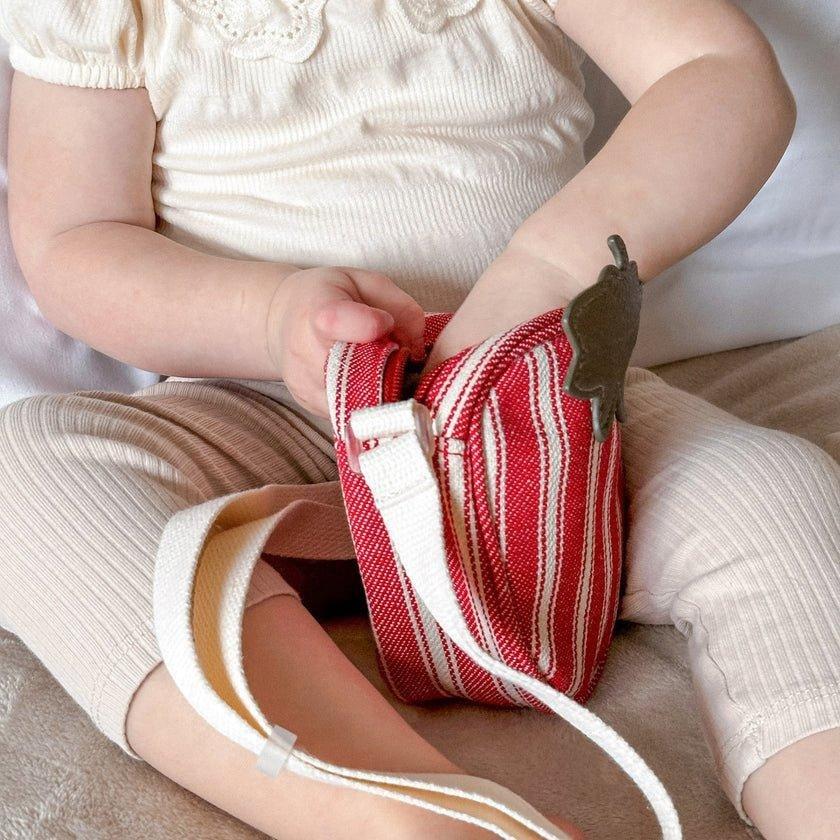 Berry Cute Sling Bag image number 4