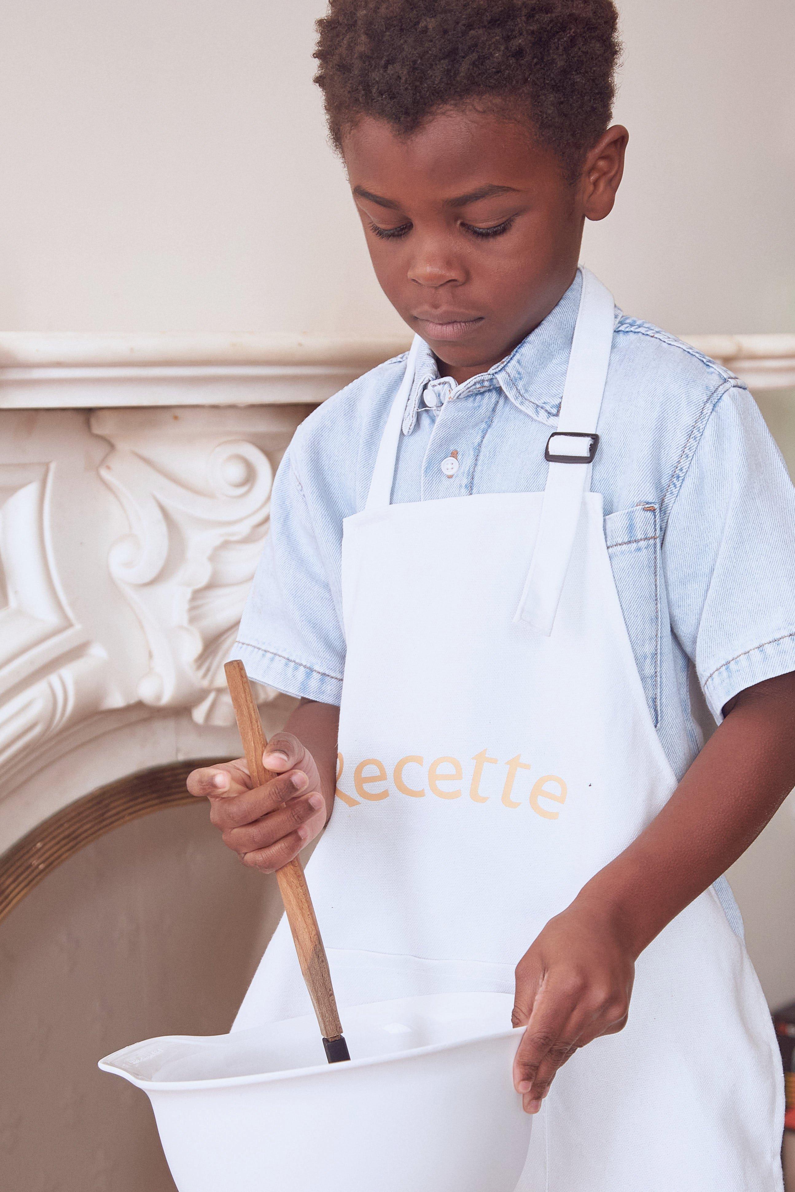 Children's Apron image number 1