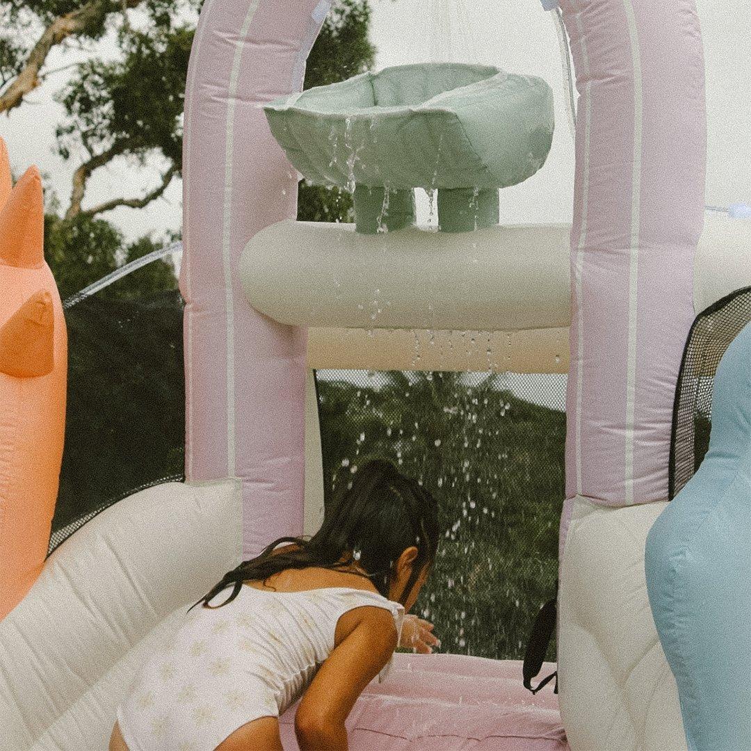 Sunny Splash image number 2