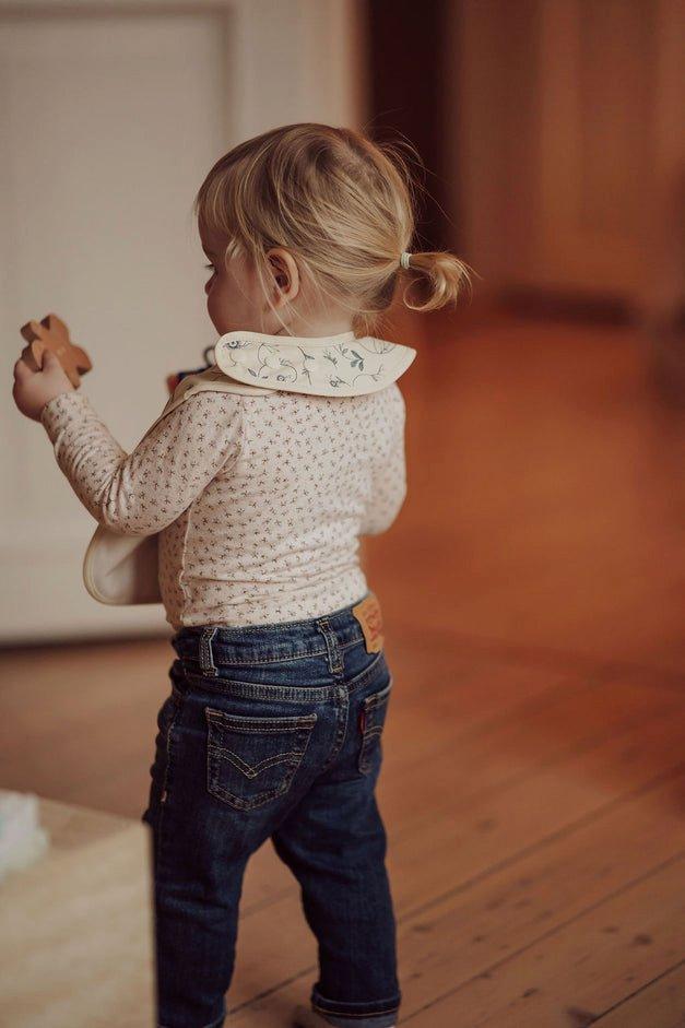 Basic Bib | Lille Cottage Club Fern Plaid image number 2