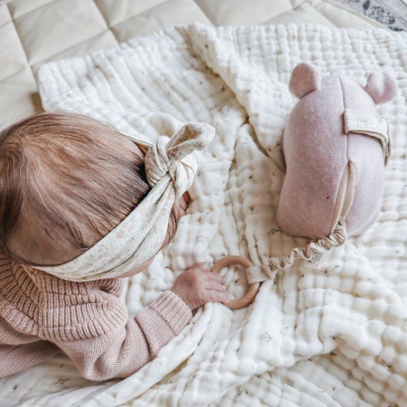 Marigold Pig Musical Toy image number 2