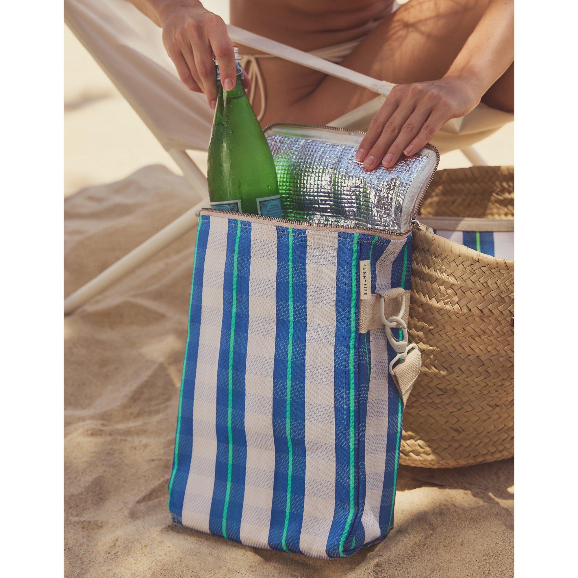 Recycled Nylon: Drinks Cooler Bag - La Mer Blue Neon image number 2