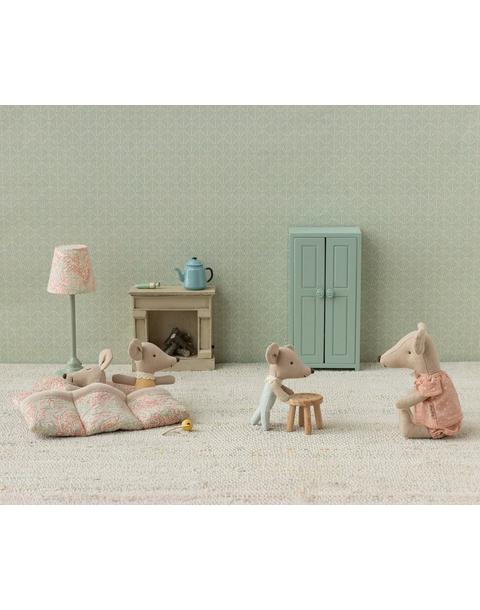 Triplets, Baby mice in matchbox - Checker