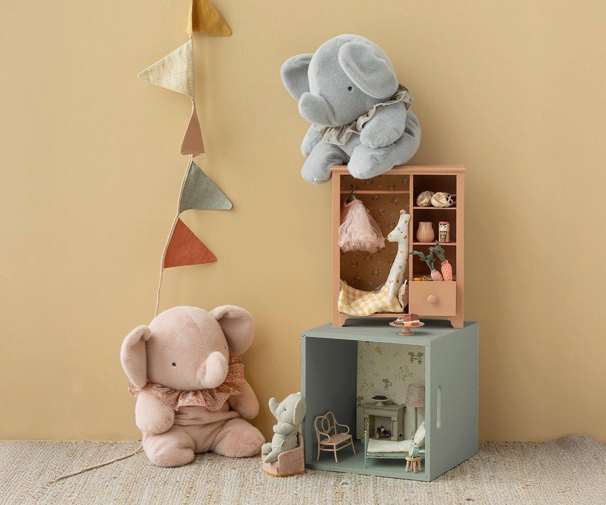 Elephant plush, Big - Powder image number 2