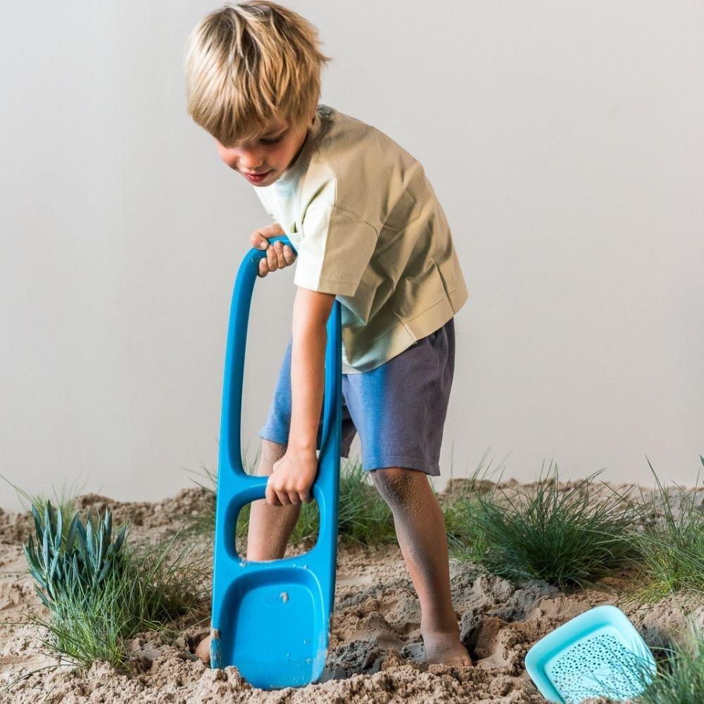 Quut Premium Beach Bundle Blue &ndash; 8-Piece Kids Beach & Outdoor Play Set image number 4