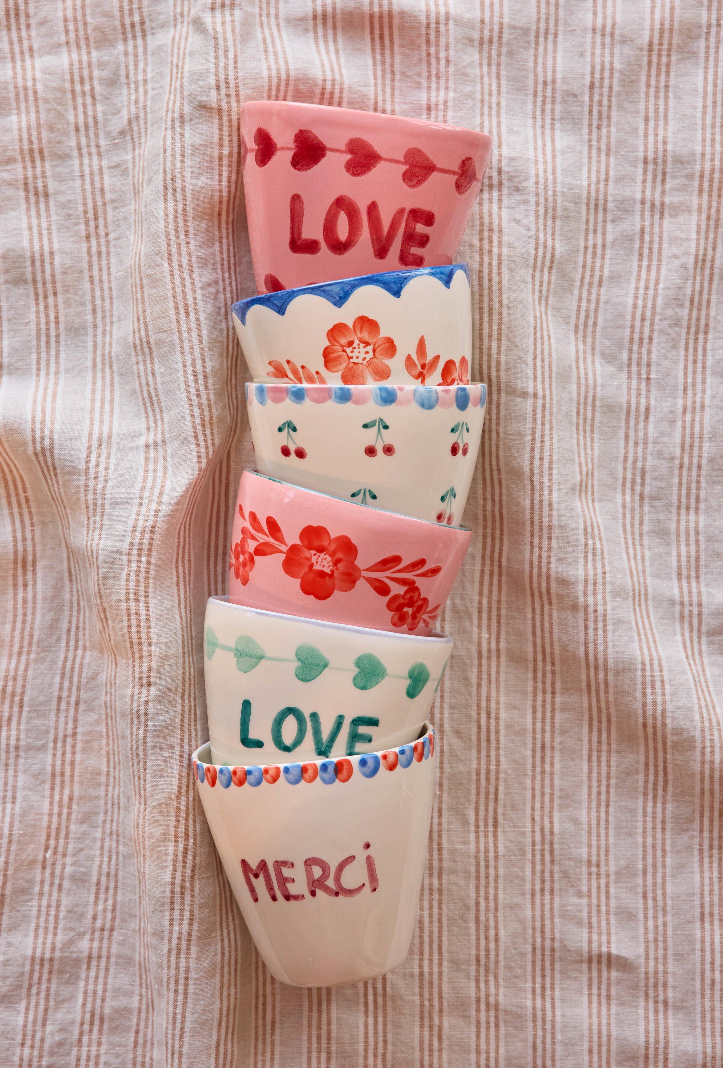 Ceramic Oval Cup Hand Painted Merci image number 1