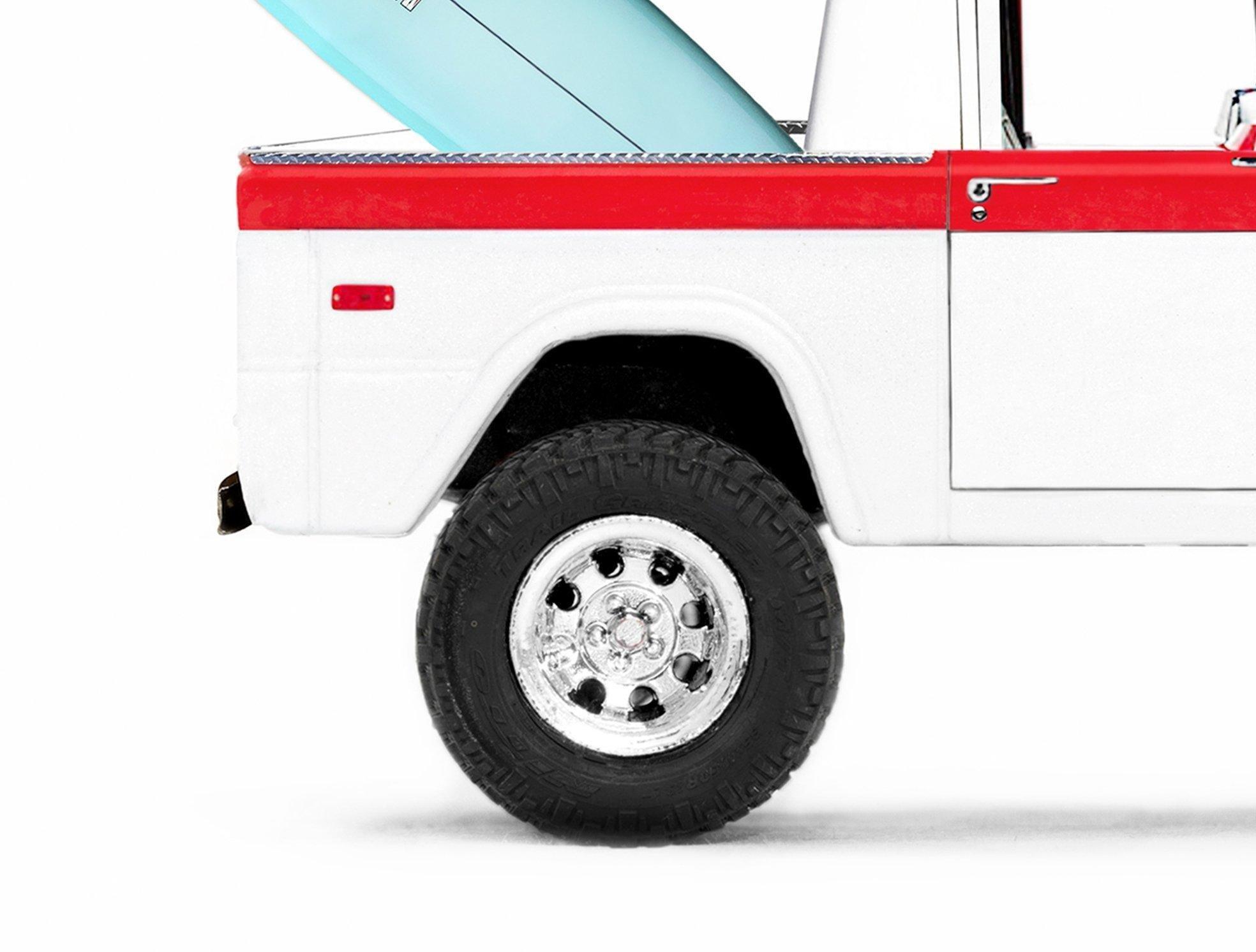 Surfboard Truck Wall Art &ndash; Red Truck Print image number 1