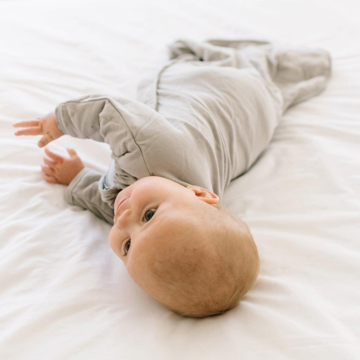 Transition Swaddle Moon Gray image number 2