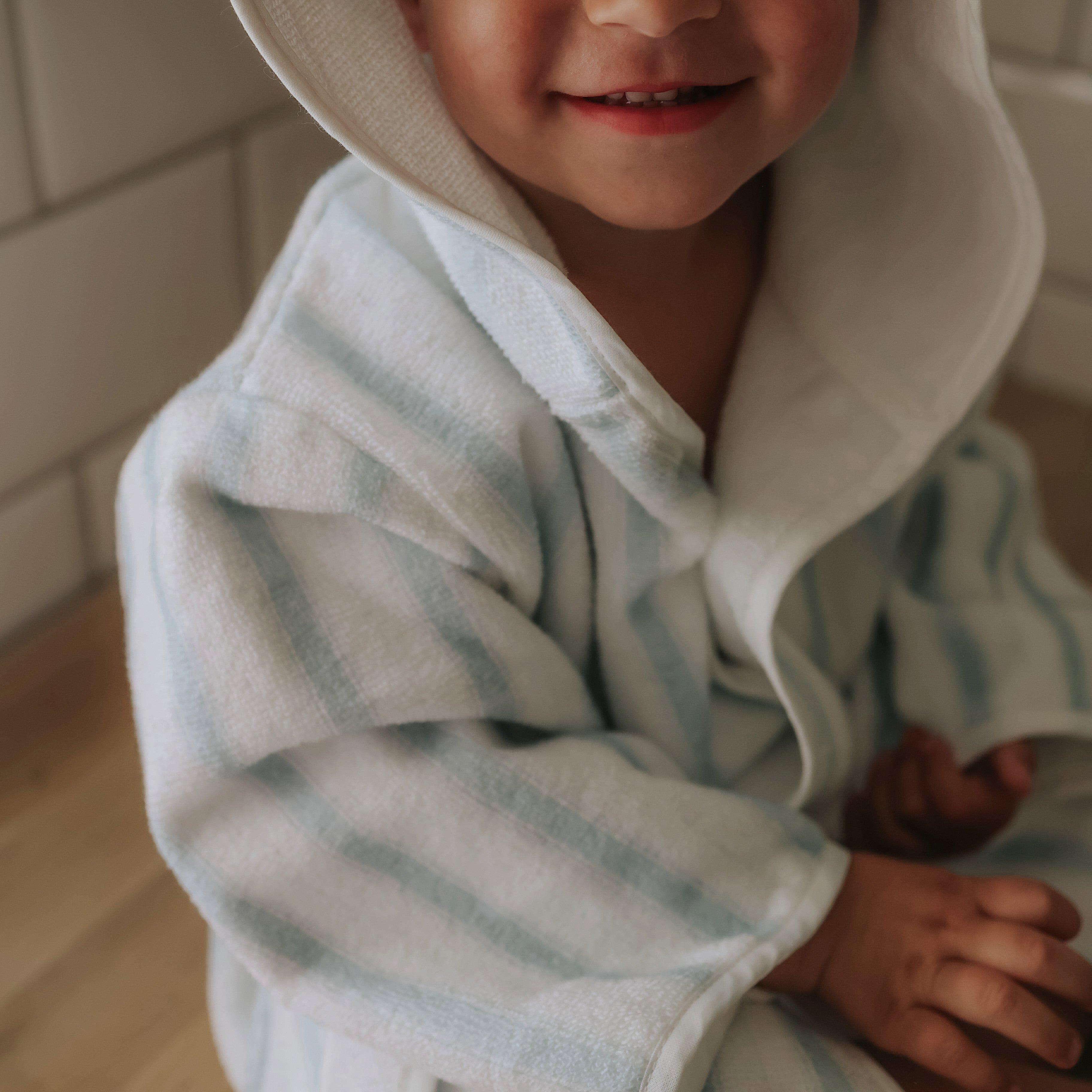 Seaside Stripes Bathrobe - Ocean image number 4