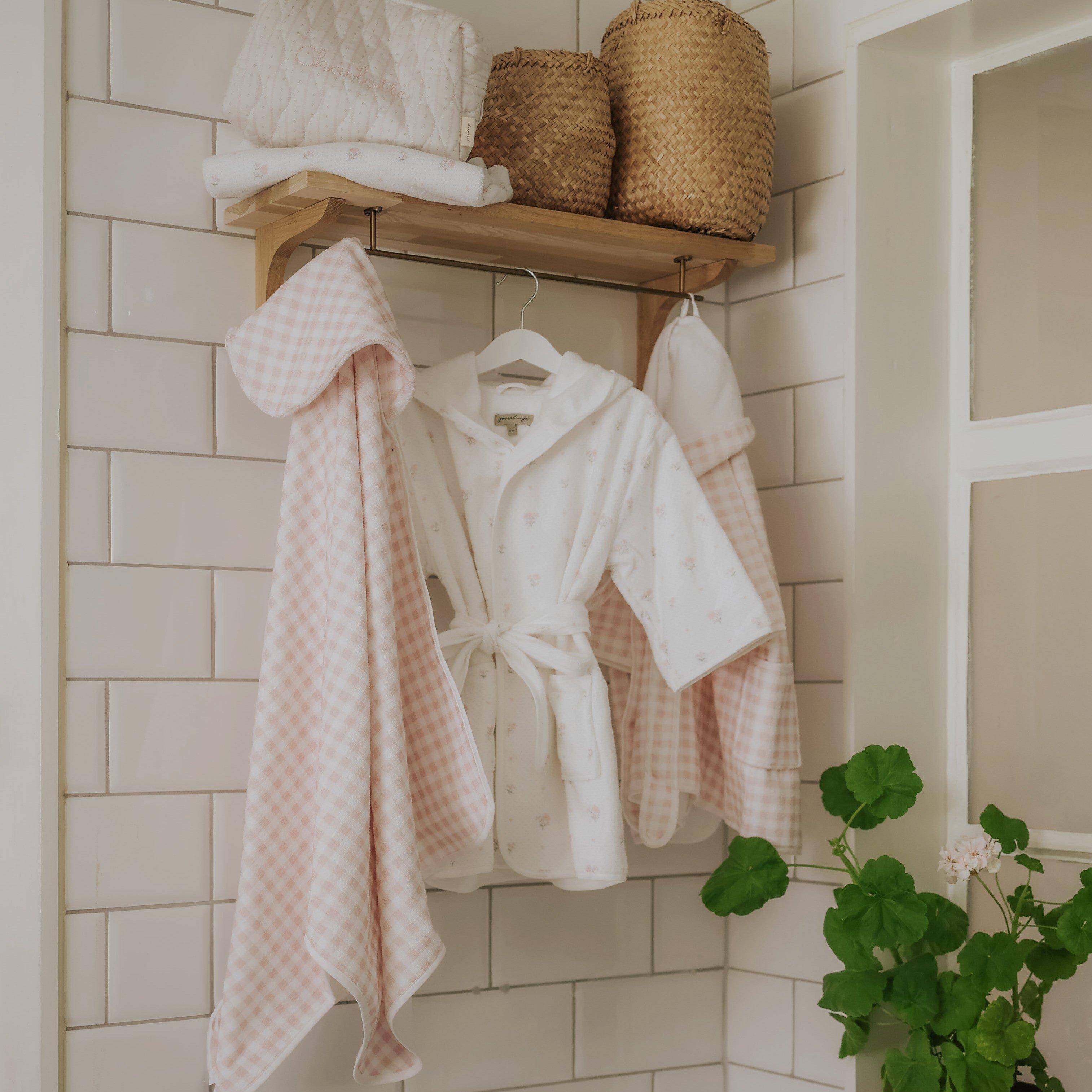 Ditsy Floral Bathrobe - Pink image number 3
