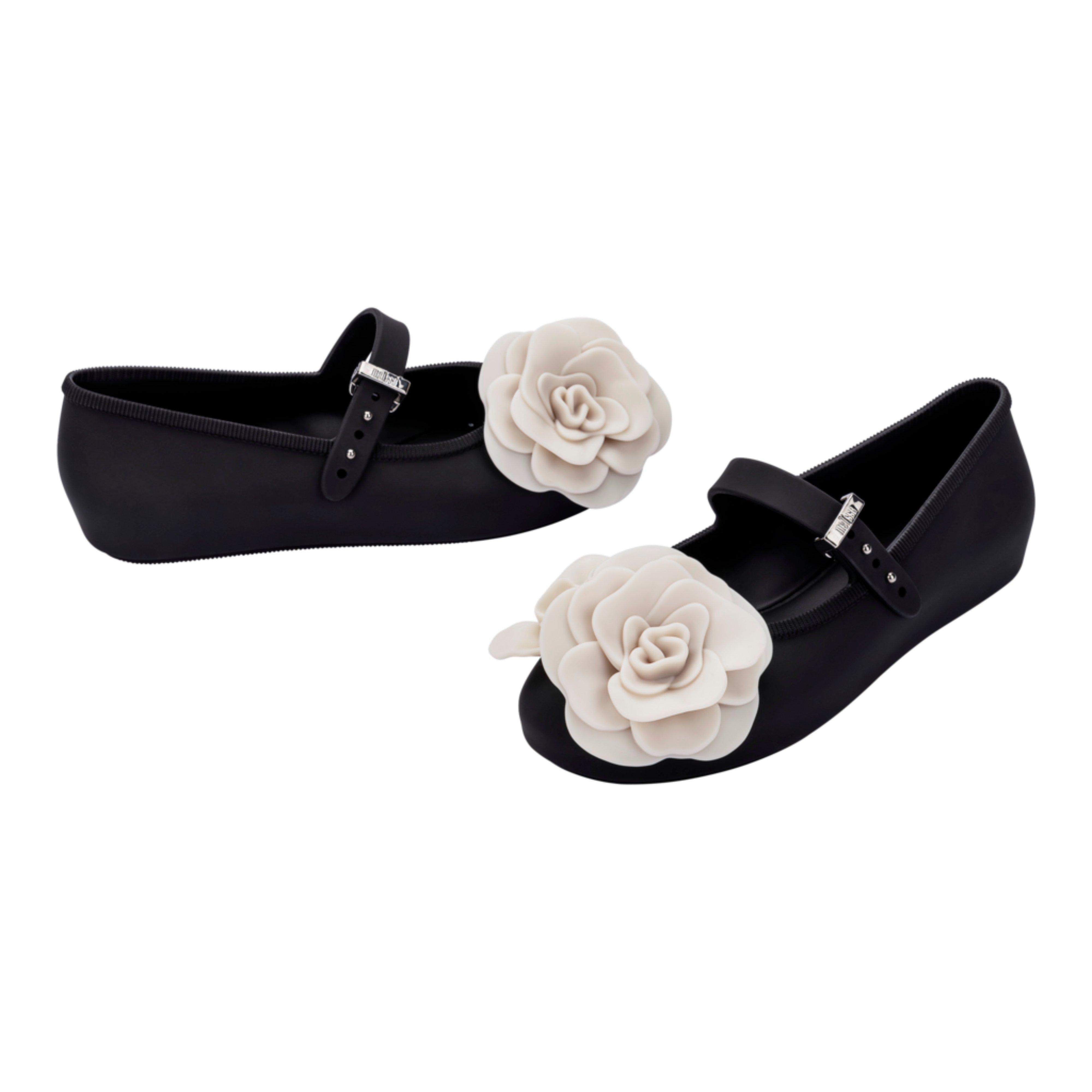 Soft Ballerina Petals Kid in Black Beige image number 2