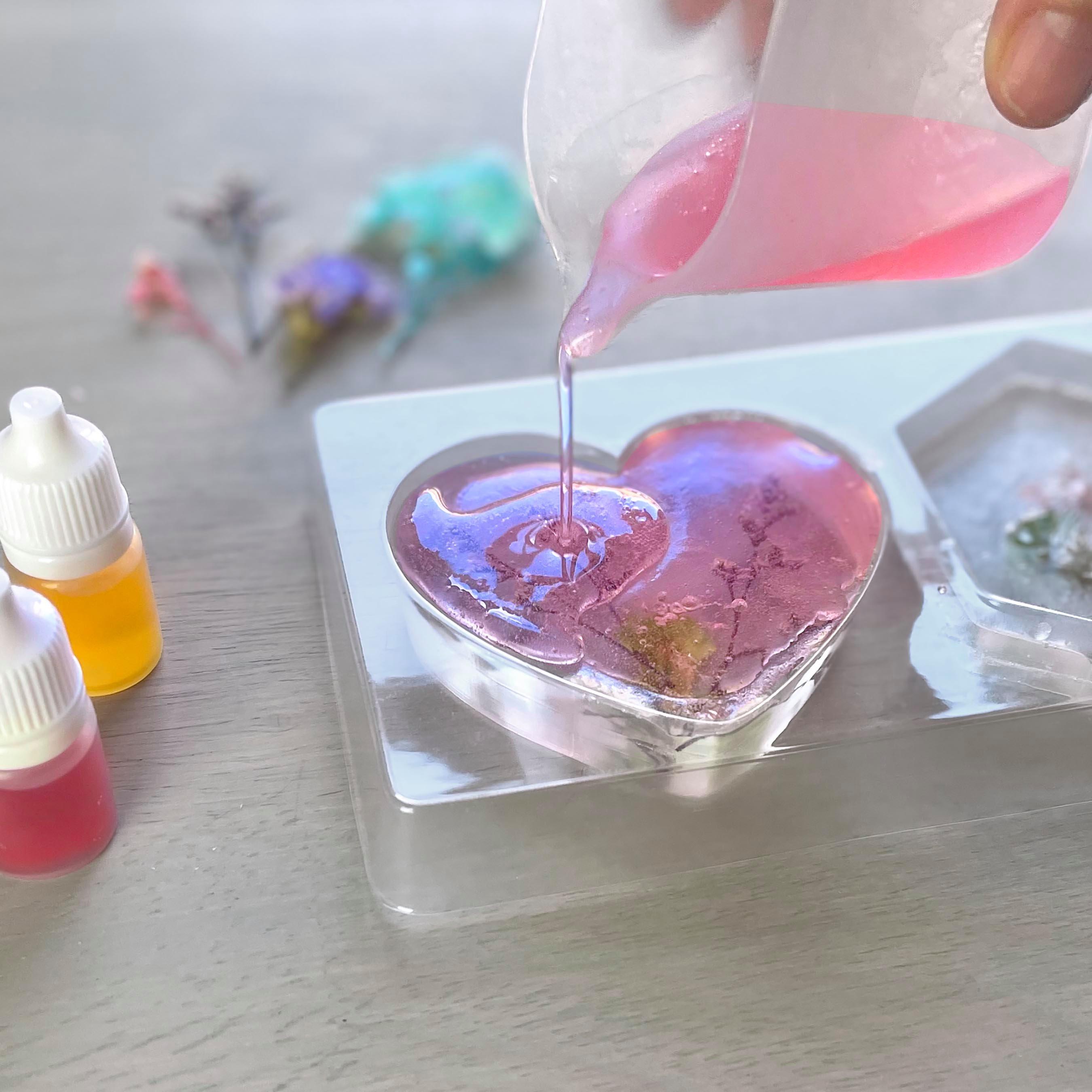Wish*Craft Flower Power DIY Soaps image number 1
