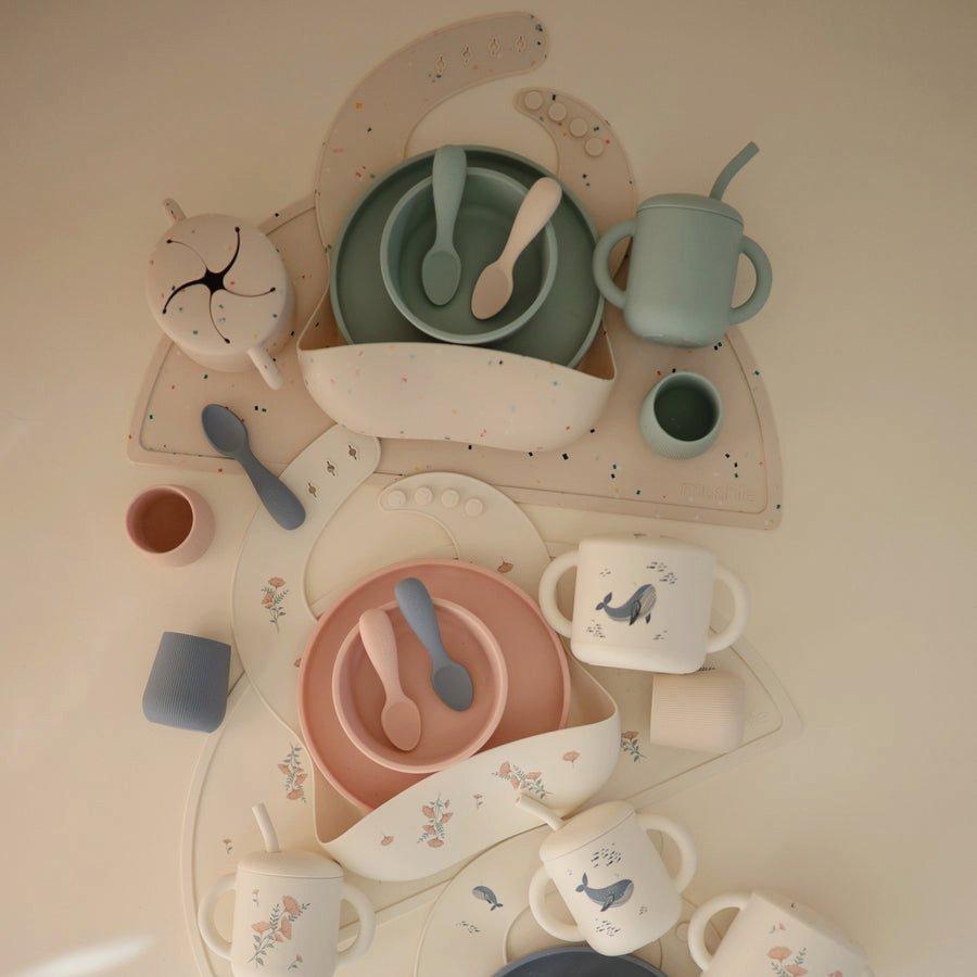 Deluxe Feeding Kit (Vanilla Confetti/Cambridge Blue) image number 2