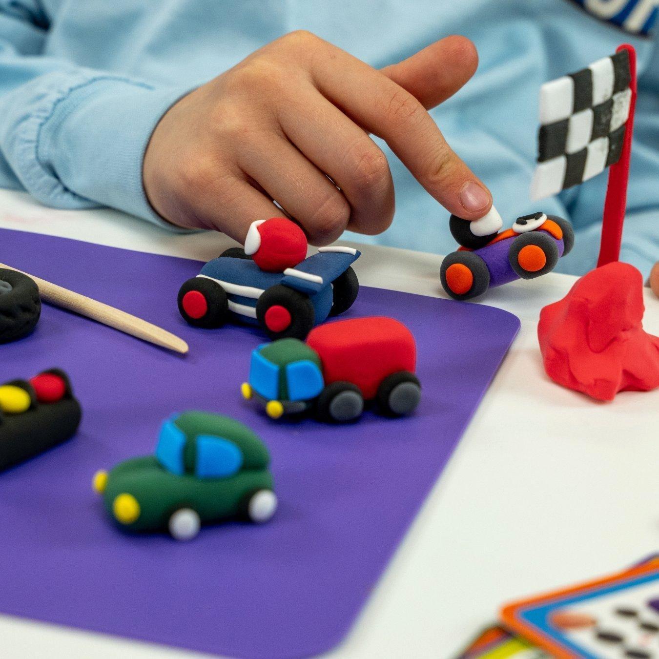 Floss & Rock Cars Clay & Play image number 1