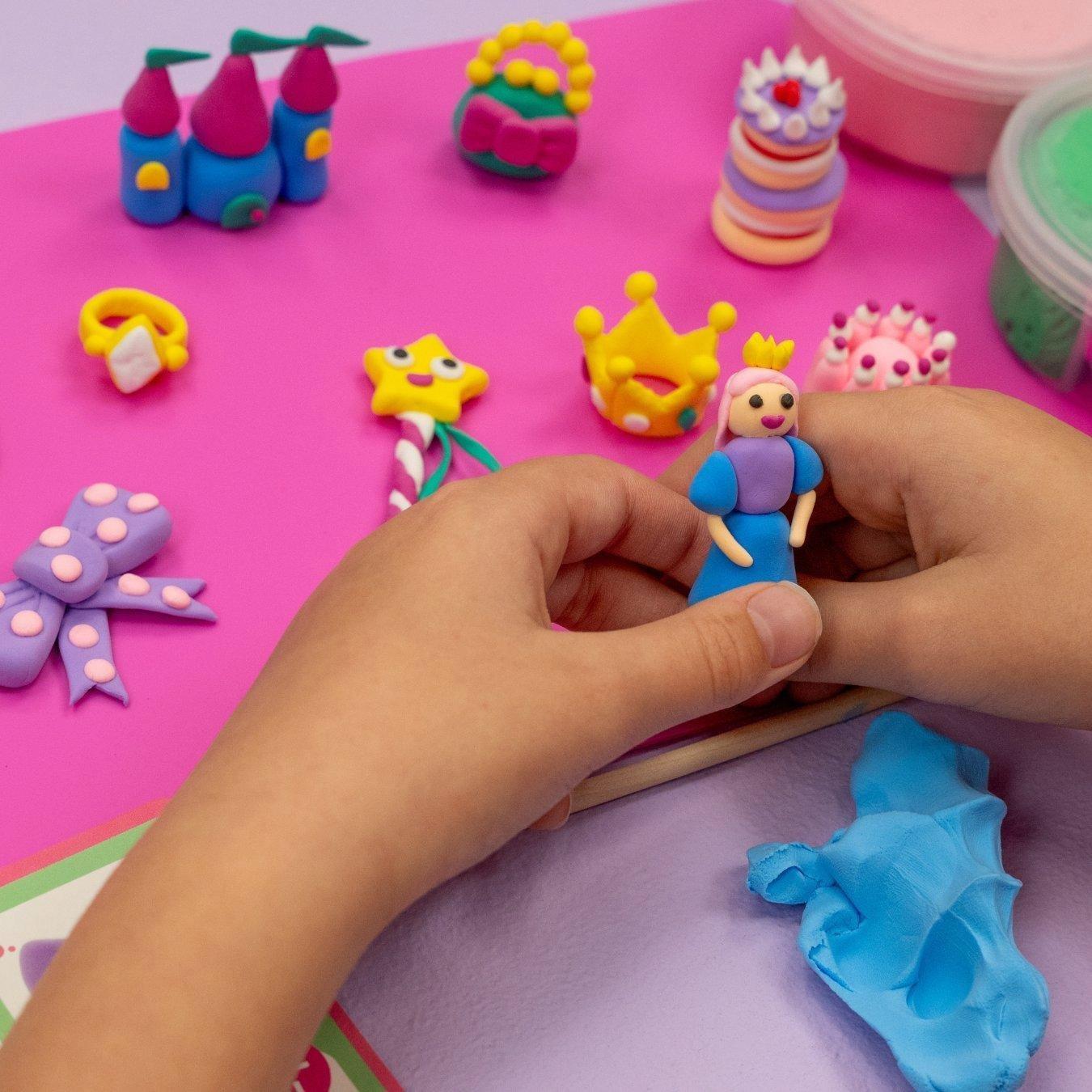 Floss & Rock Princess Clay & Play image number 1