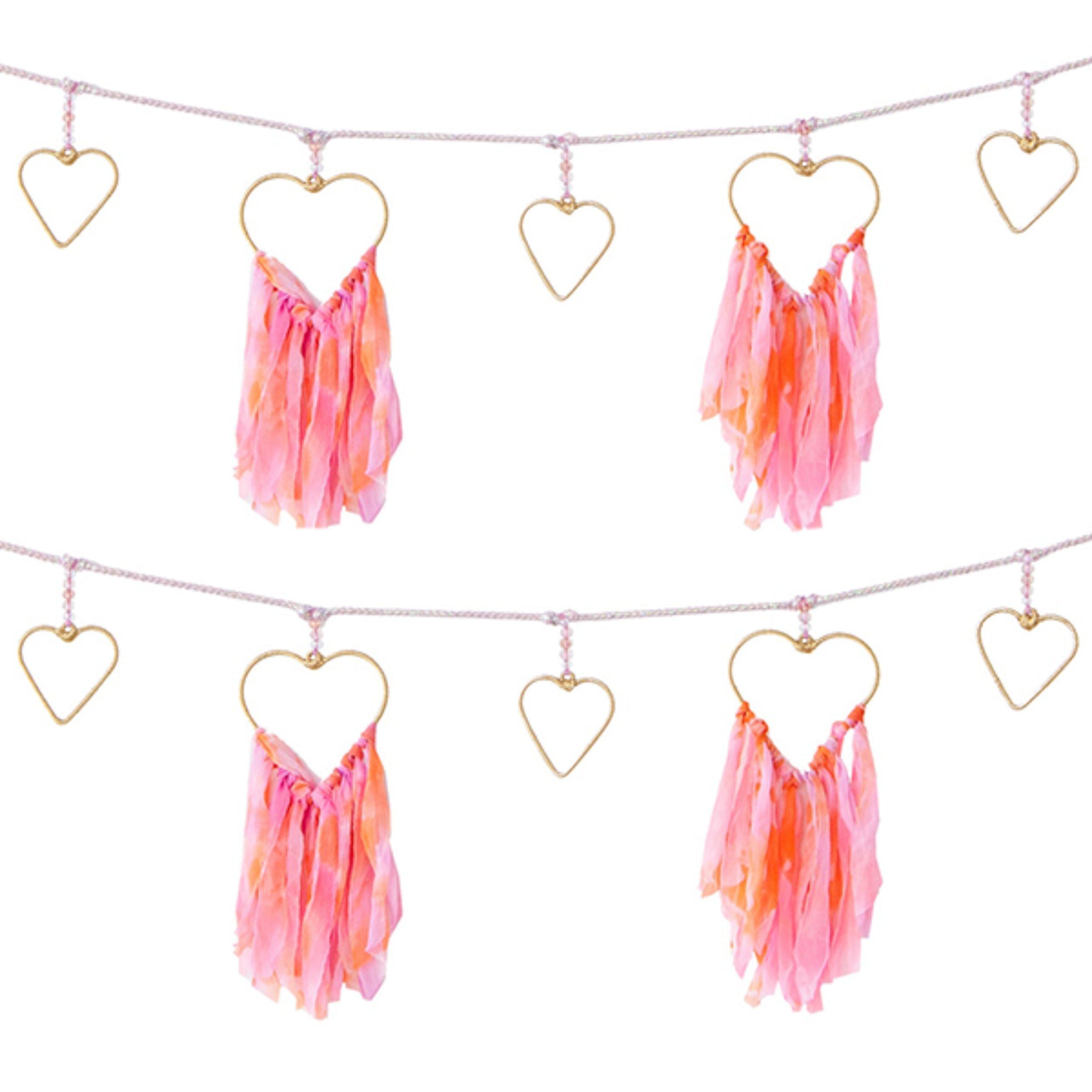 Chiffon Heart Garland image number 3