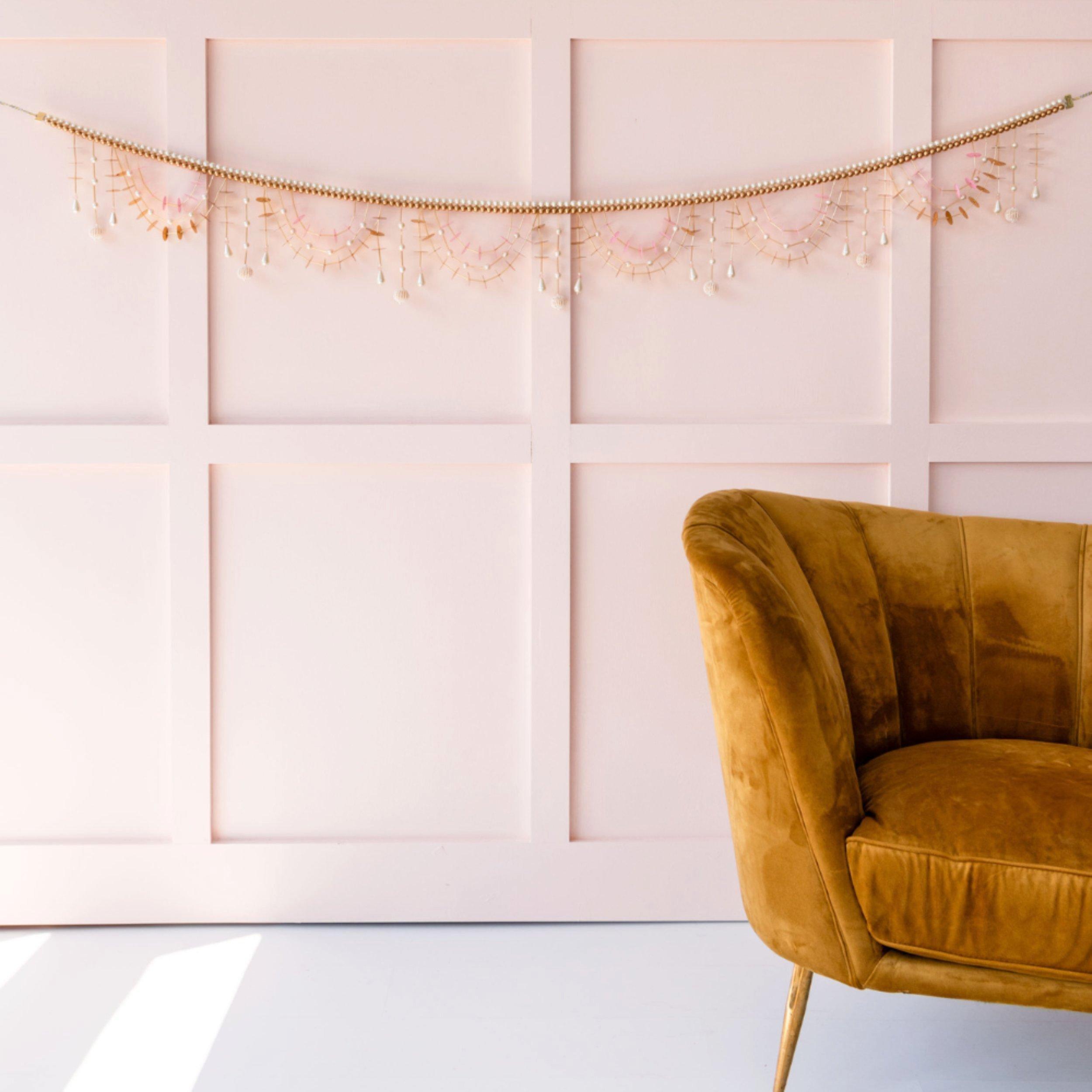 Gold Beaded Garland image number 1