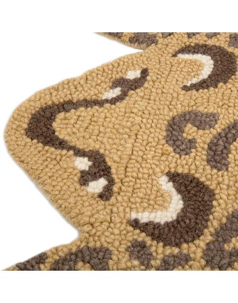 Parker Leopard Shaped Wool Accent Rug (23" x 36")