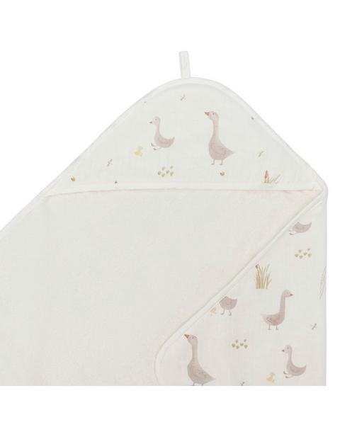 Charlie Farmhouse Goose Hooded Baby Bath Towel & Washcloth Set