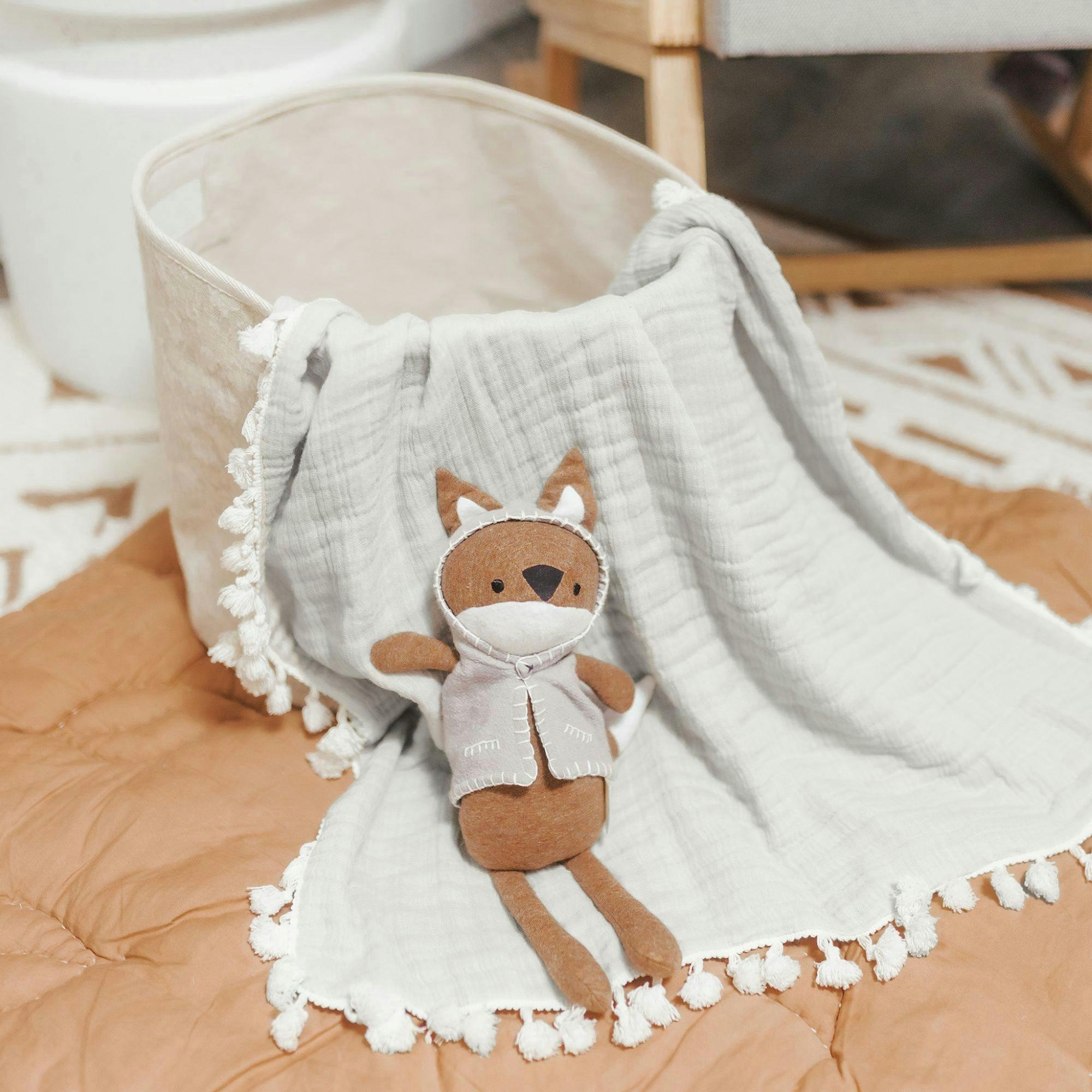 6-Layer Cotton Muslin Baby Blanket (Moonstone Grey) image number 4