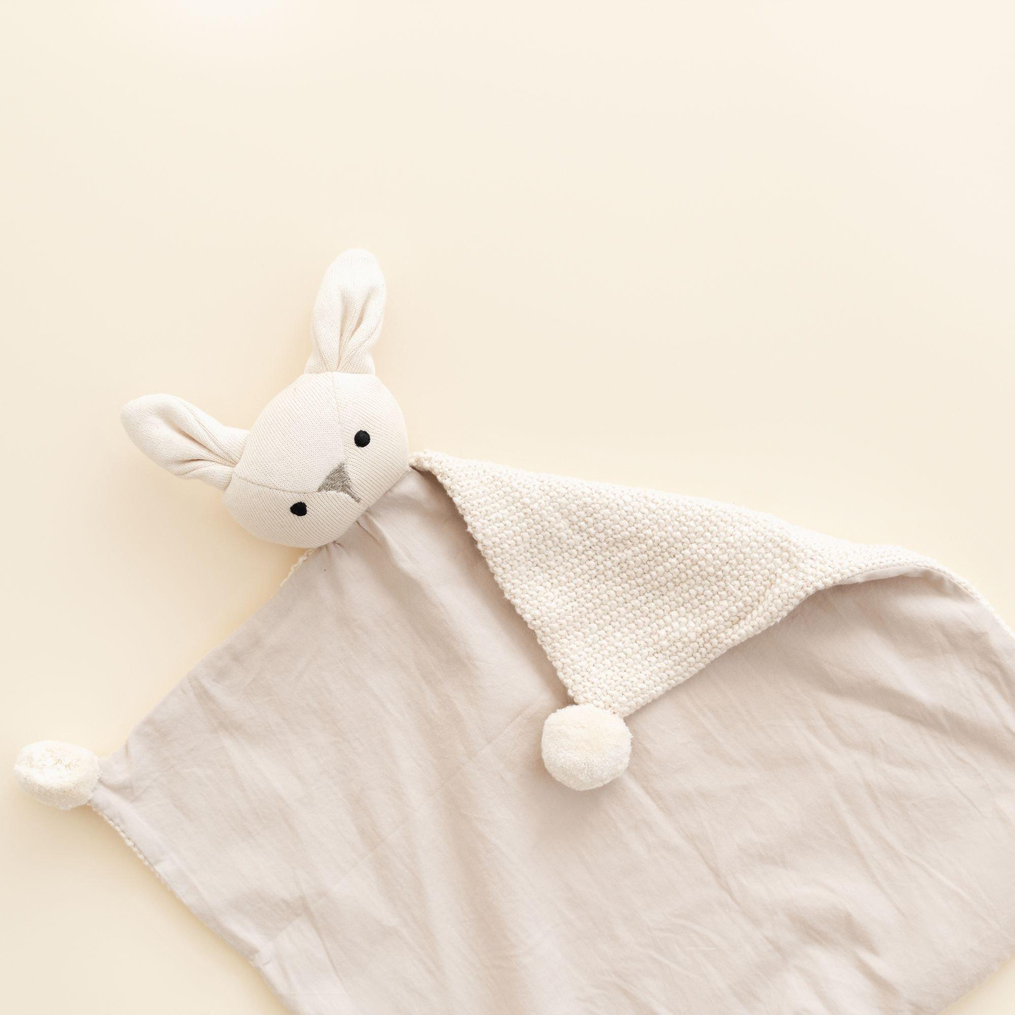 Avery Organic Cotton Lovey Blanket (Ollie the Bunny) image number 4