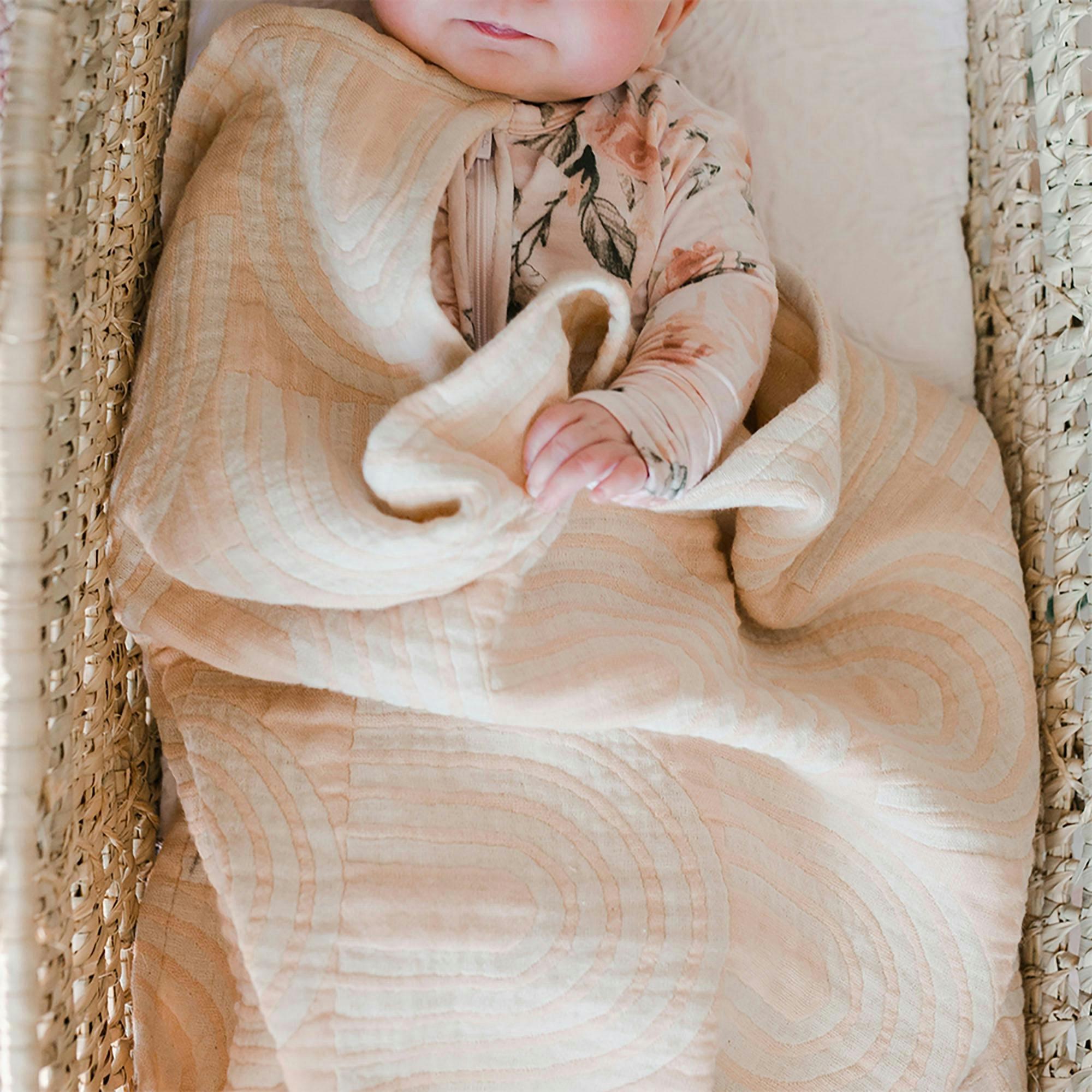 Cotton Jacquard Baby Blanket (Pink Rainbow) image number 4