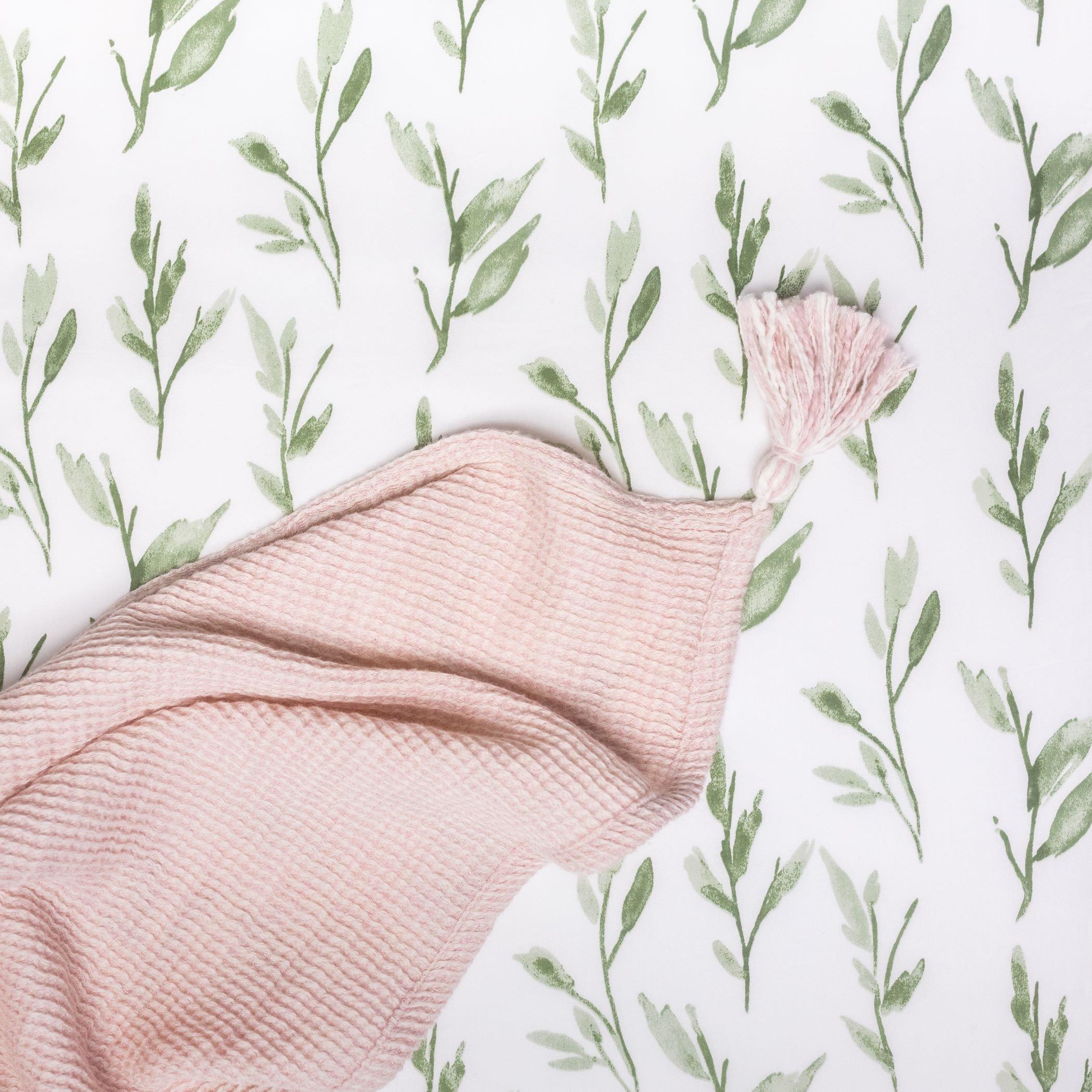 Parker Green Leaf Cotton Fitted Crib Sheet image number 4