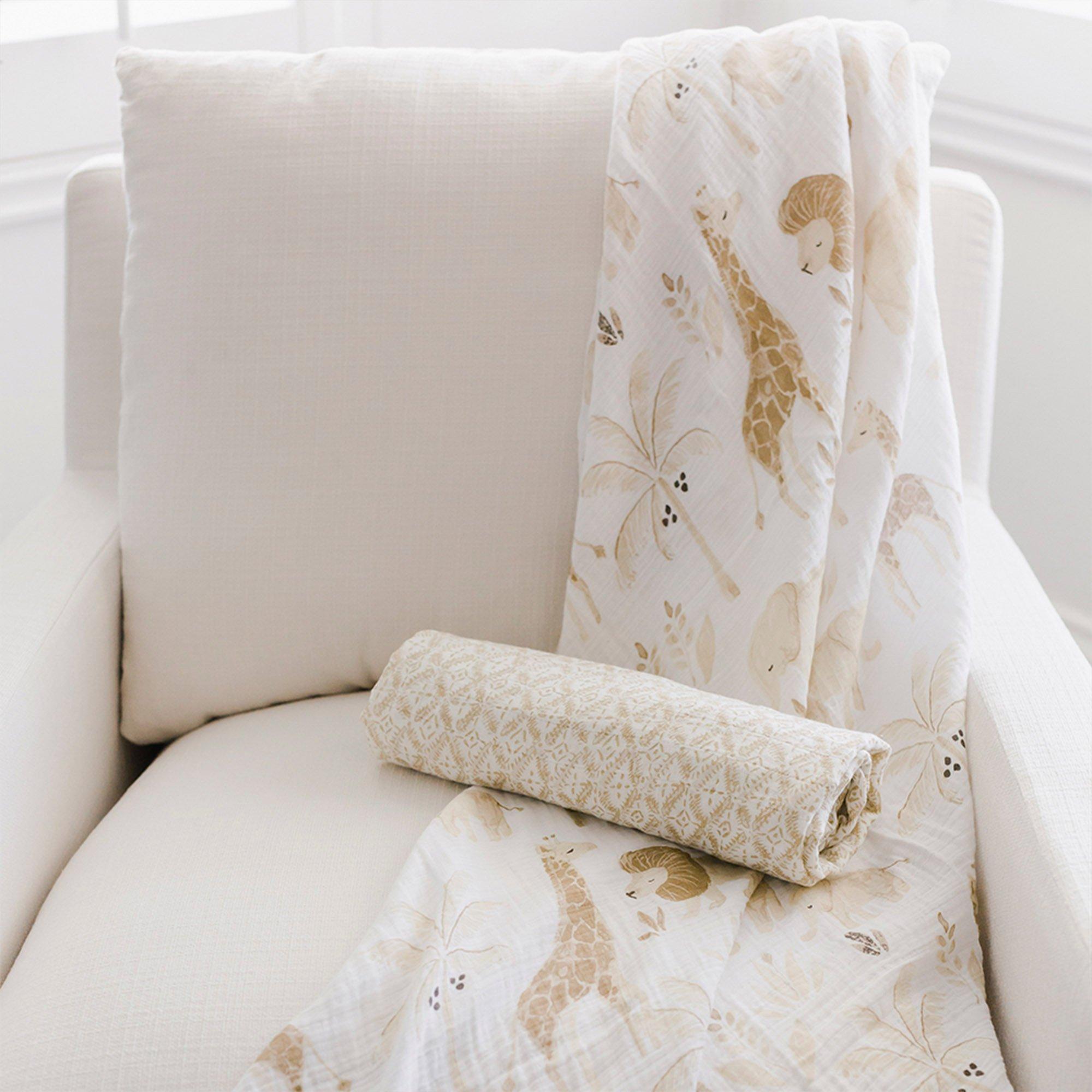 Kendi Cotton Muslin Swaddle Blanket Set (Safari, Set of 2) image number 4