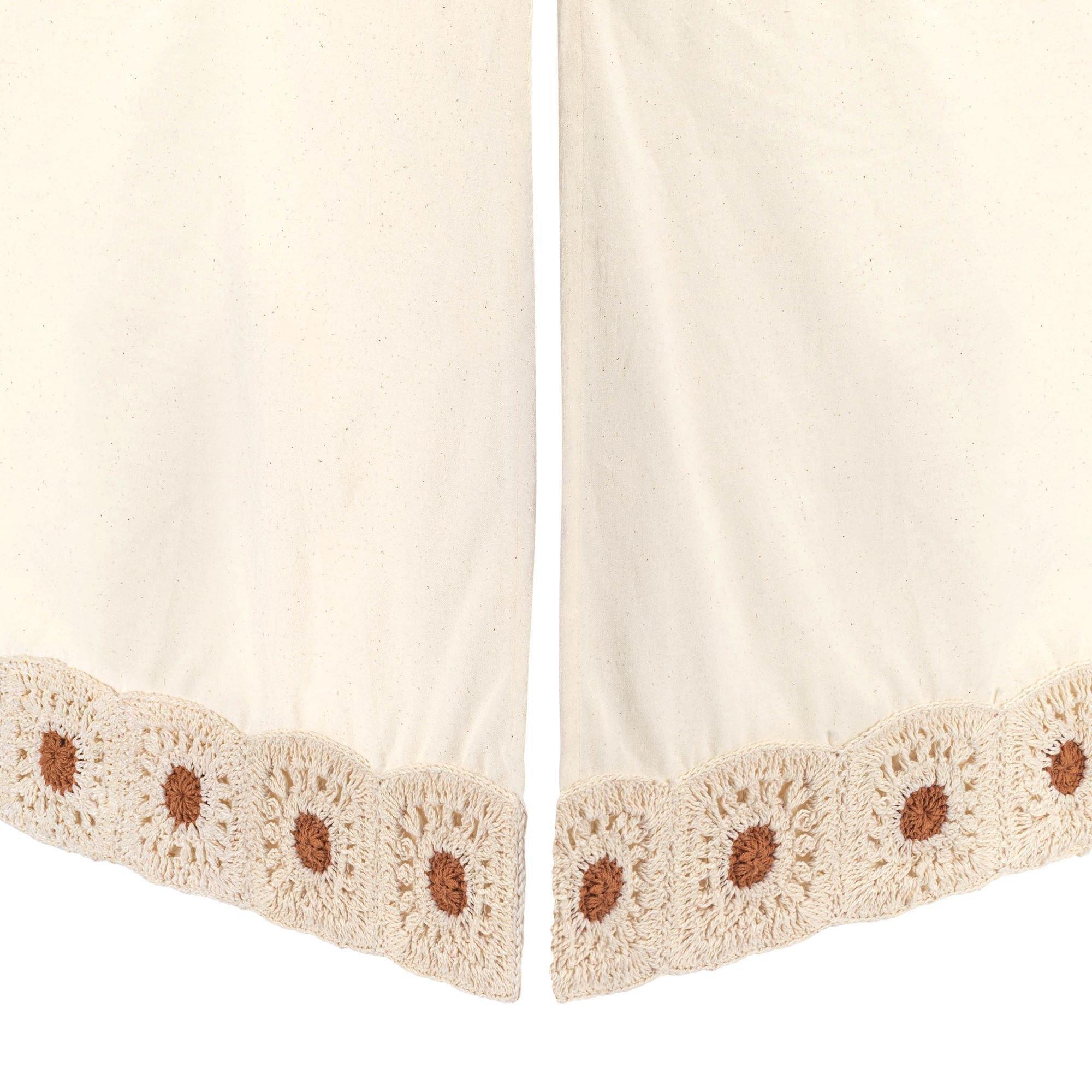 Beige Crochet Crib Skirt image number 1