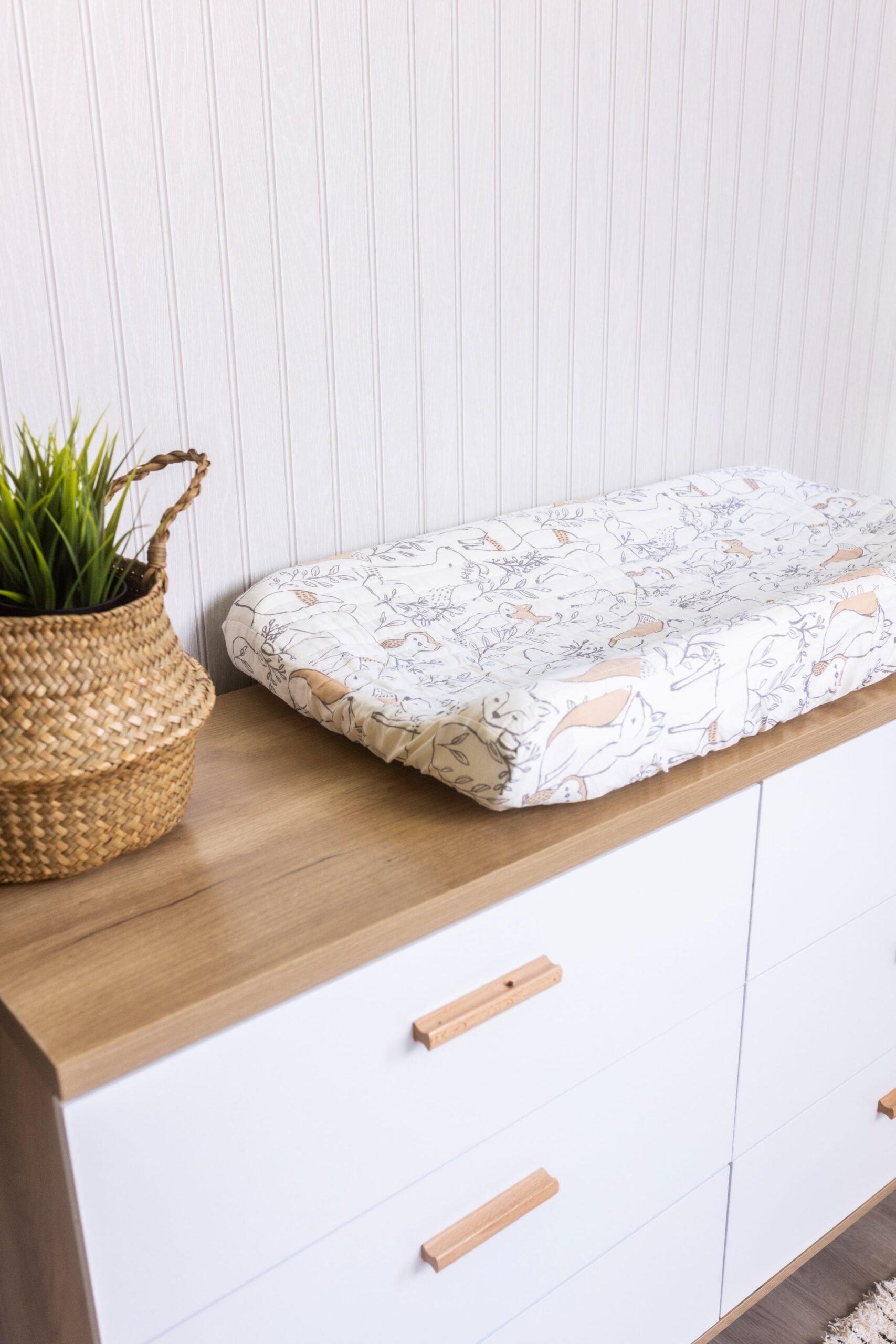 Ezra Woodland Fox Cotton Quilted Change Pad Cover image number 2