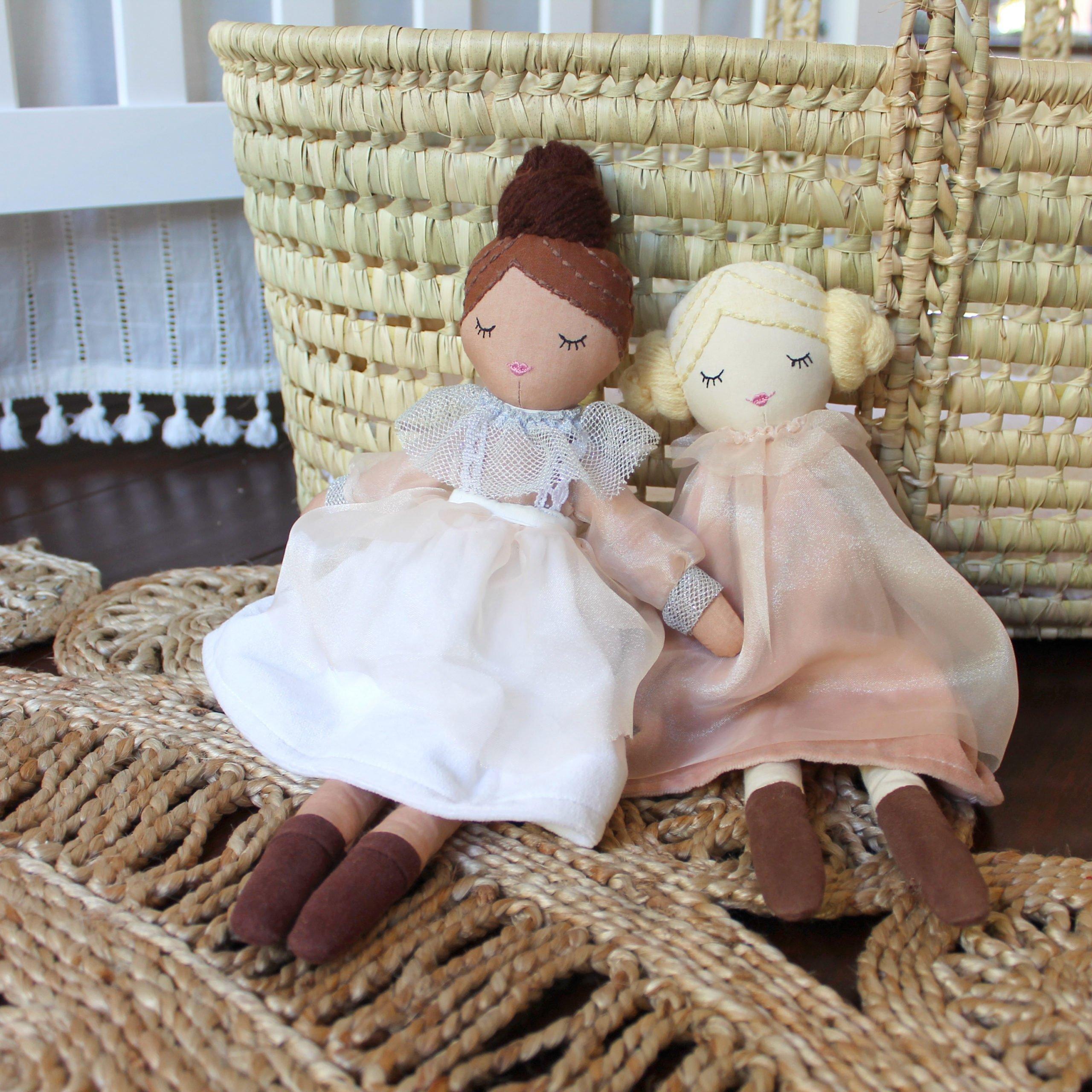 Parker Clara Plush Doll image number 3