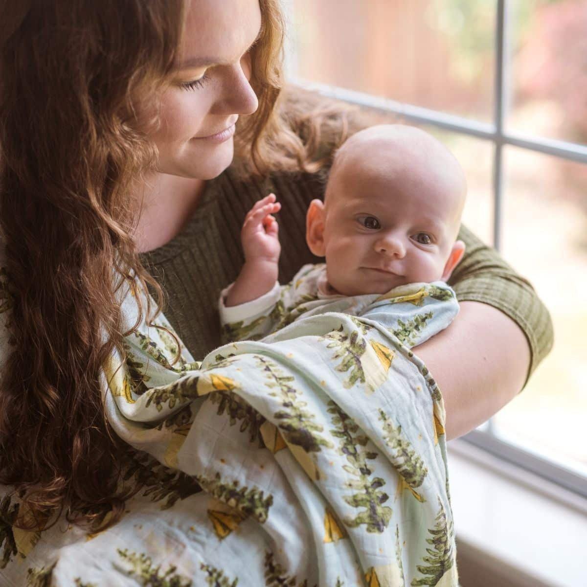 Sandcastle Organic Cotton Muslin Swaddle Blanket image number 3