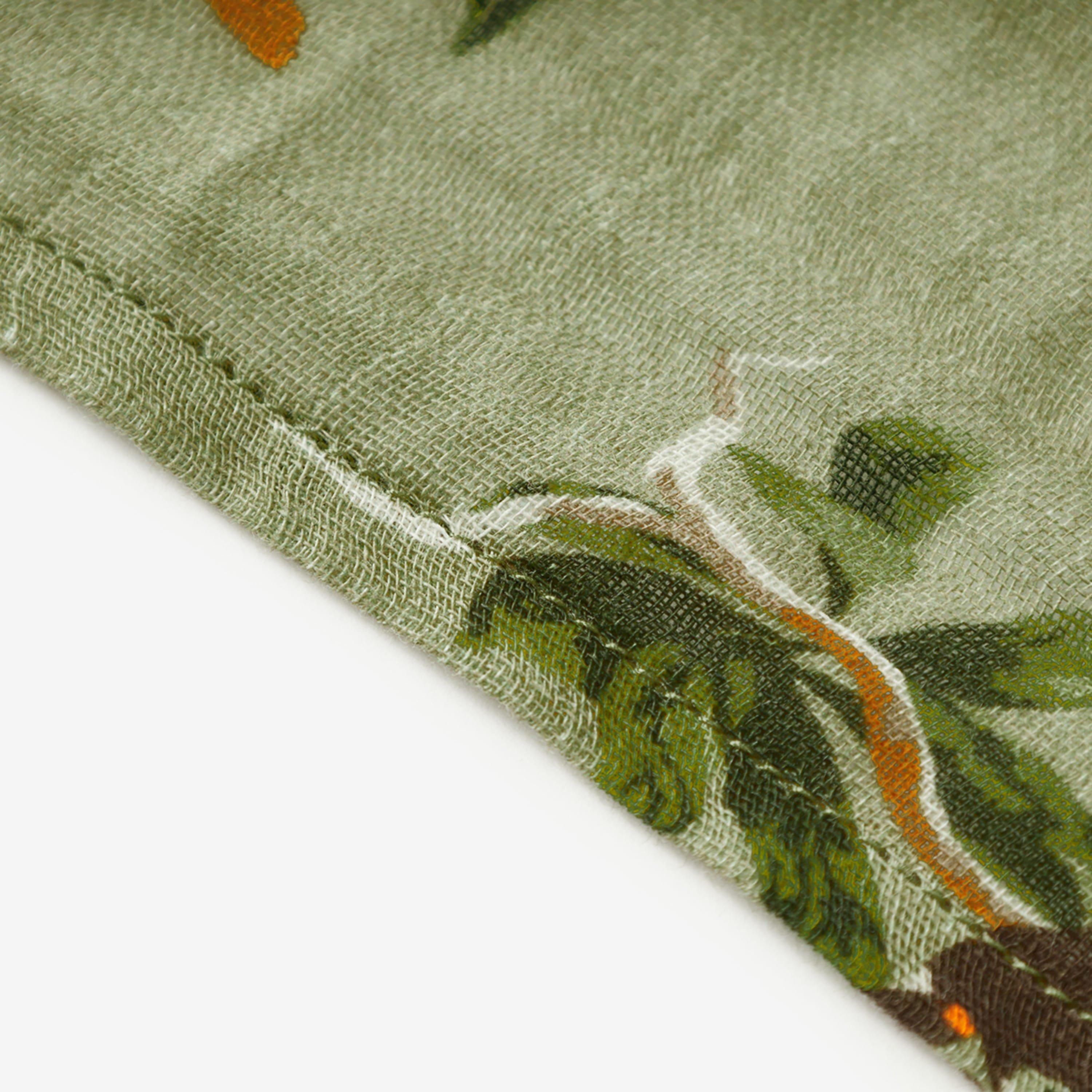 Toucan Organic Cotton Two-Piece Burp Cloth Set image number 2