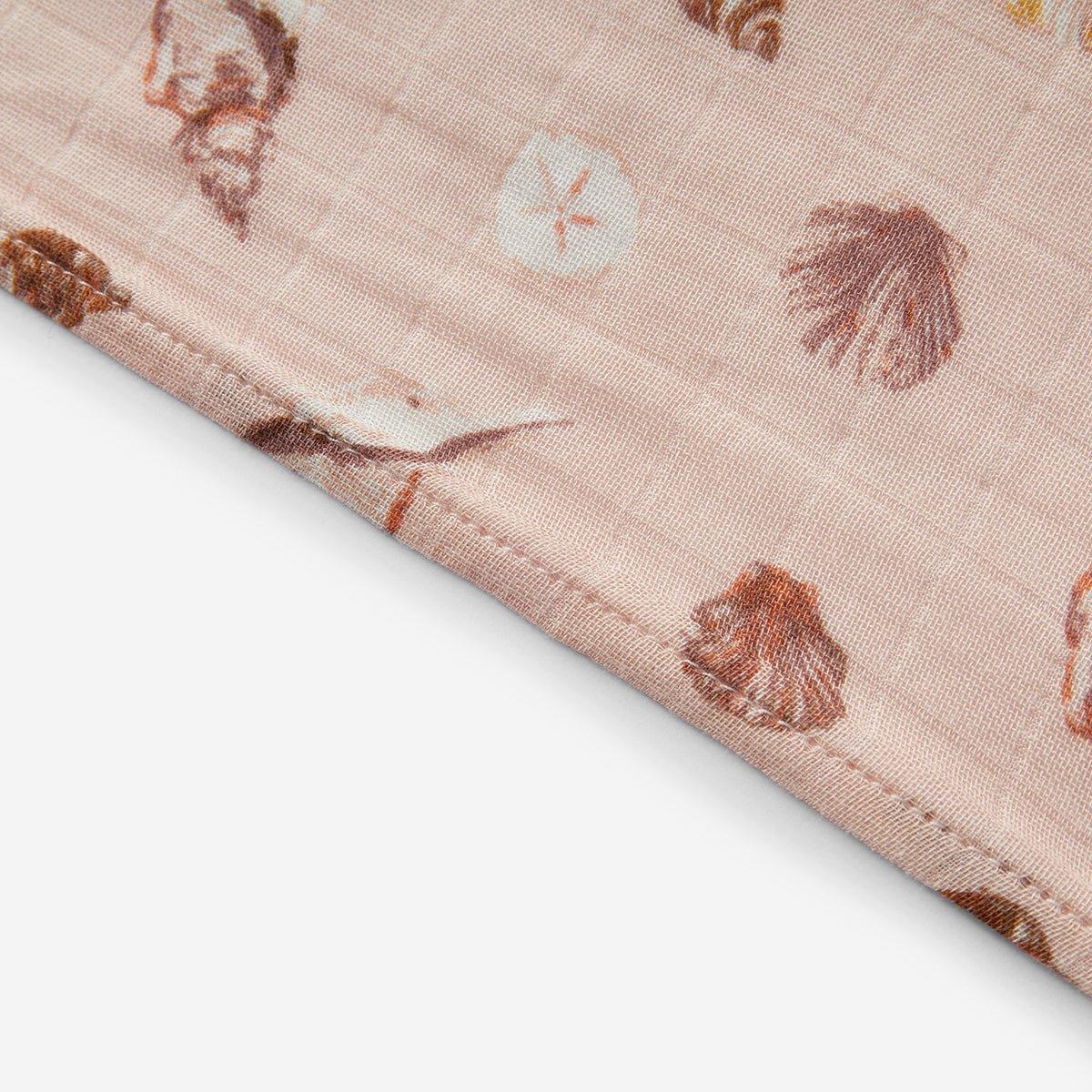 Seashells Bamboo Muslin Two-Piece Burp Cloth Set image number 2