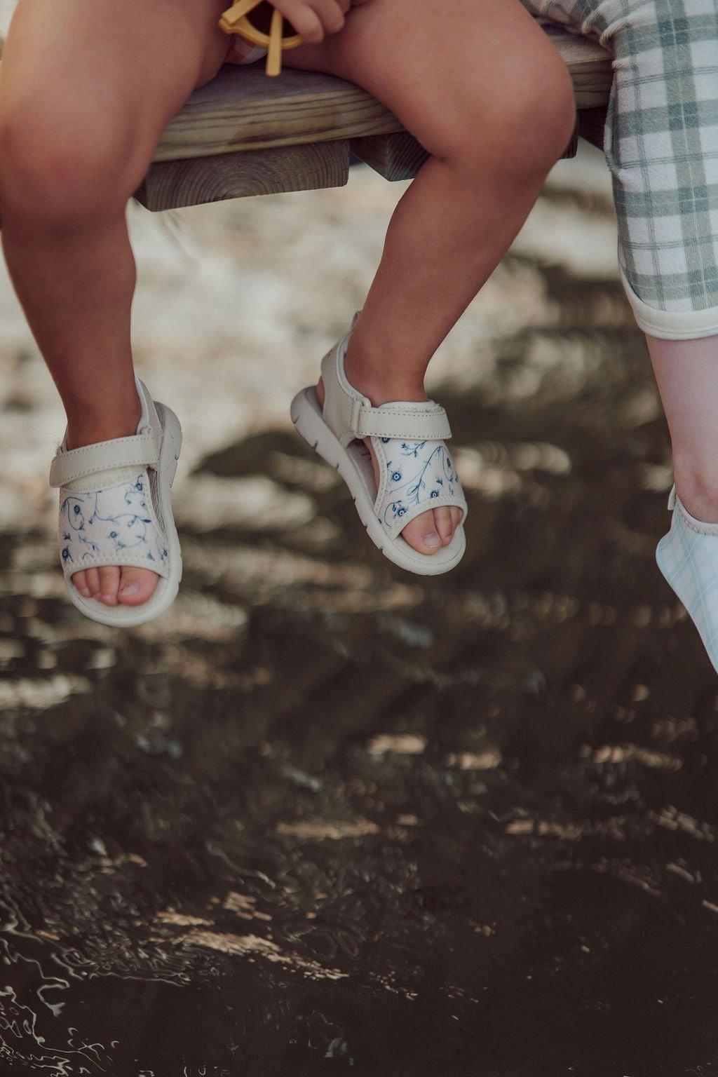Play Sandal | Scandi Floral image number 1