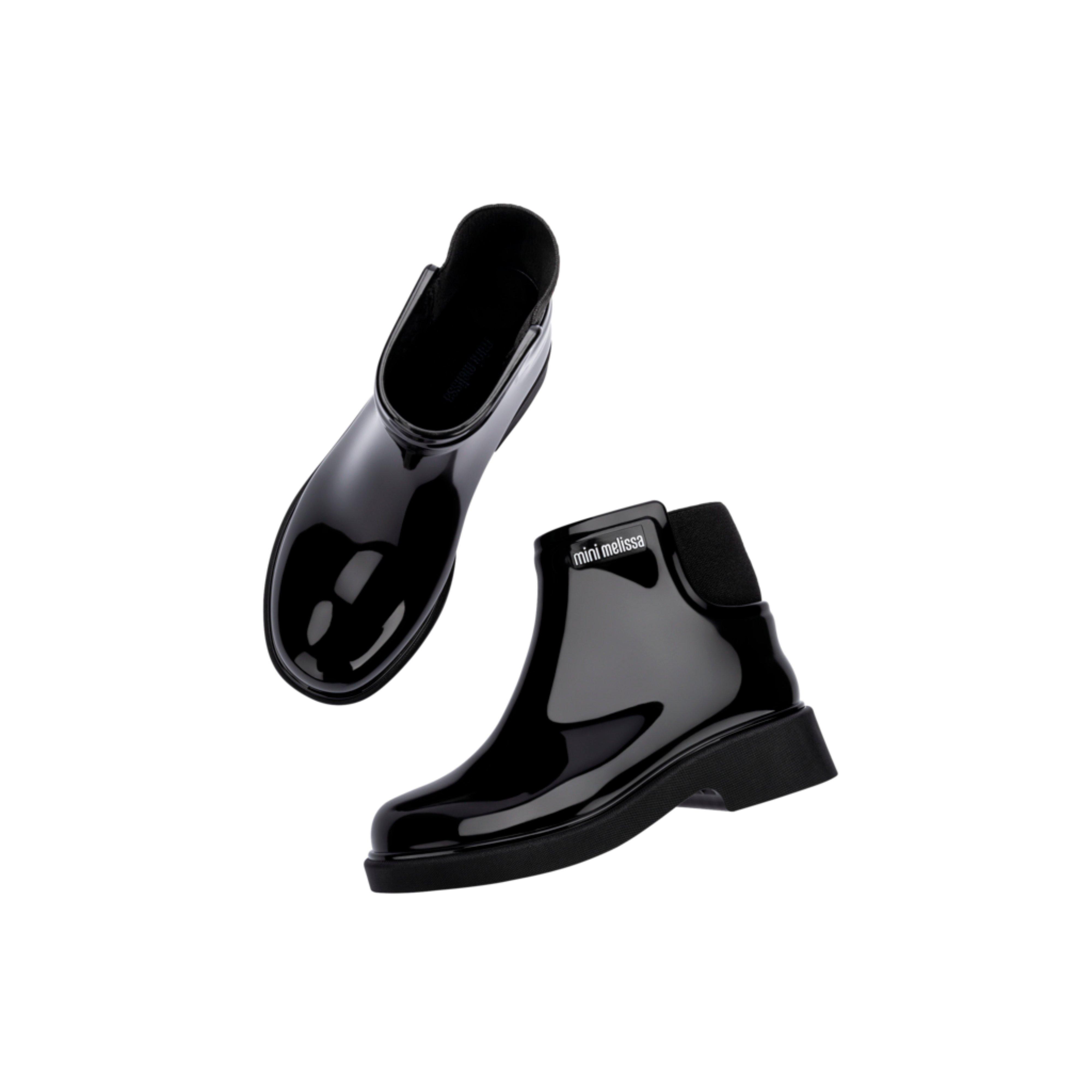 Chelsea Boot II Kid in Black image number 3