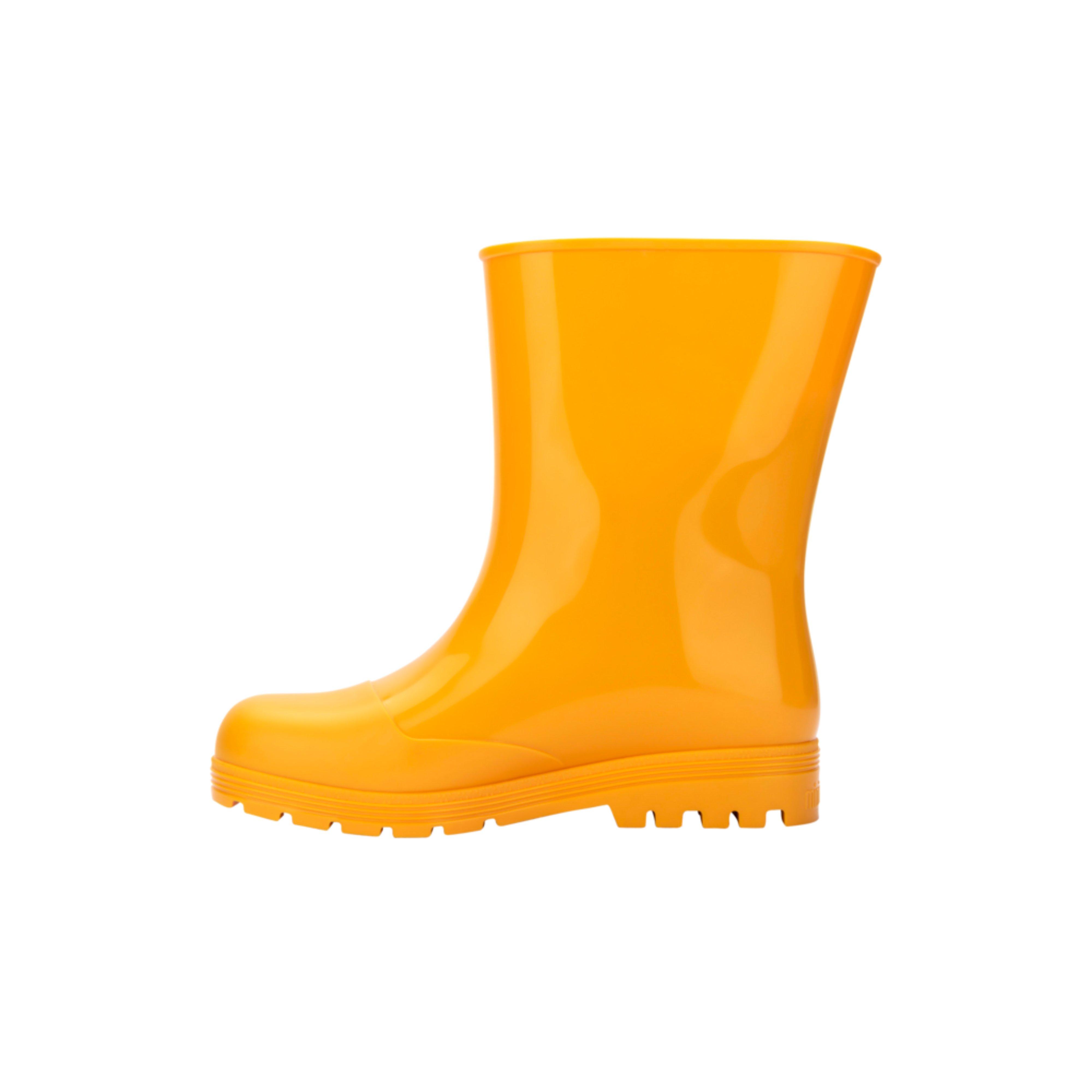 Welly Kid in Yellow image number 3