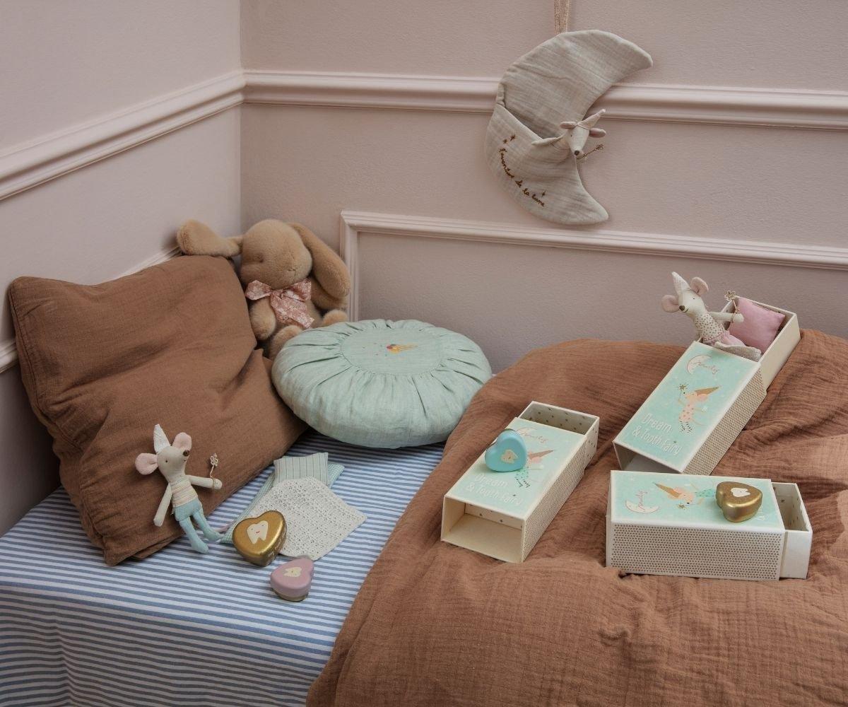 Tooth Fairy Mouse, Little Brother in Match Box image number 3