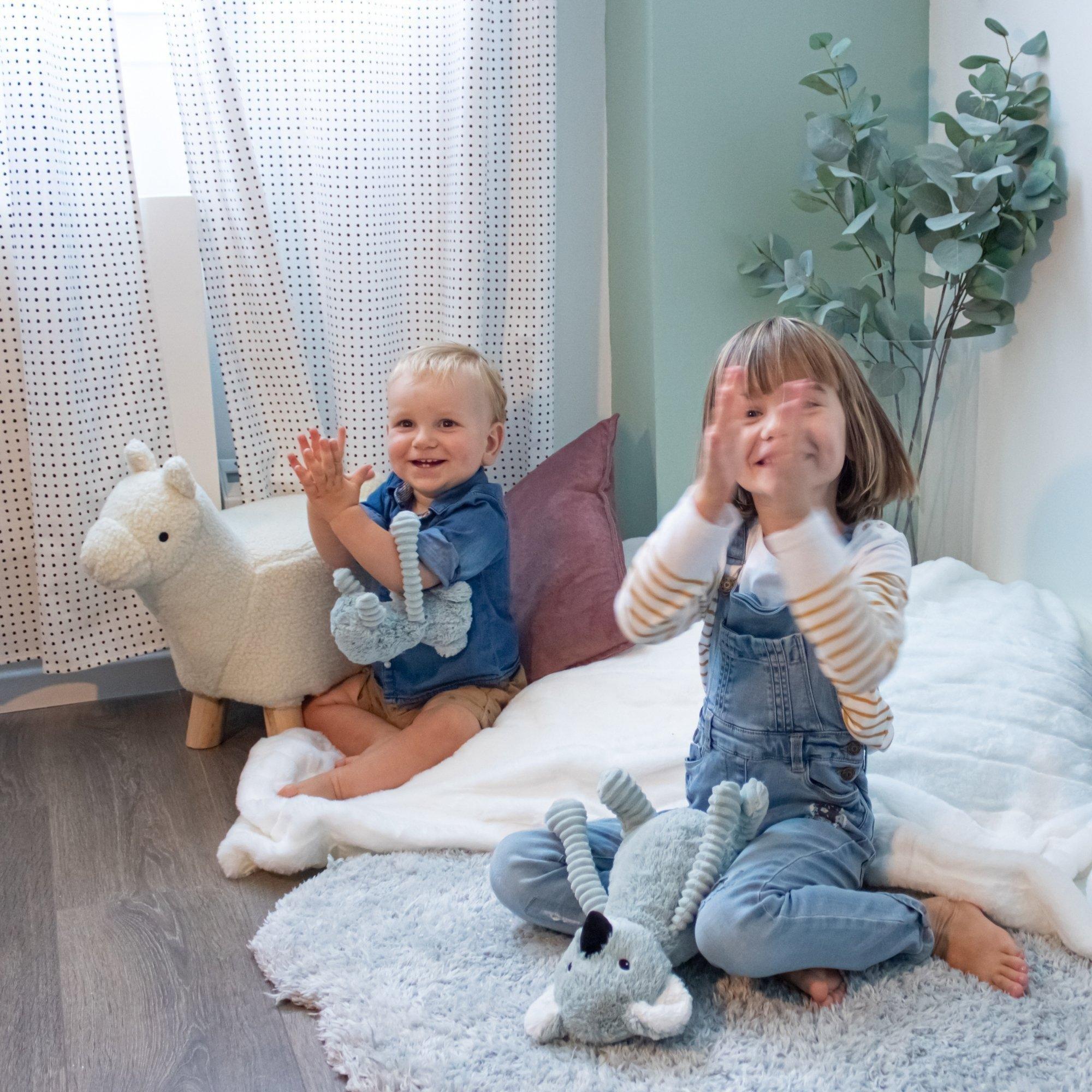 Koala Mom & Her Baby - Secret Keeper Plush Toy image number 4