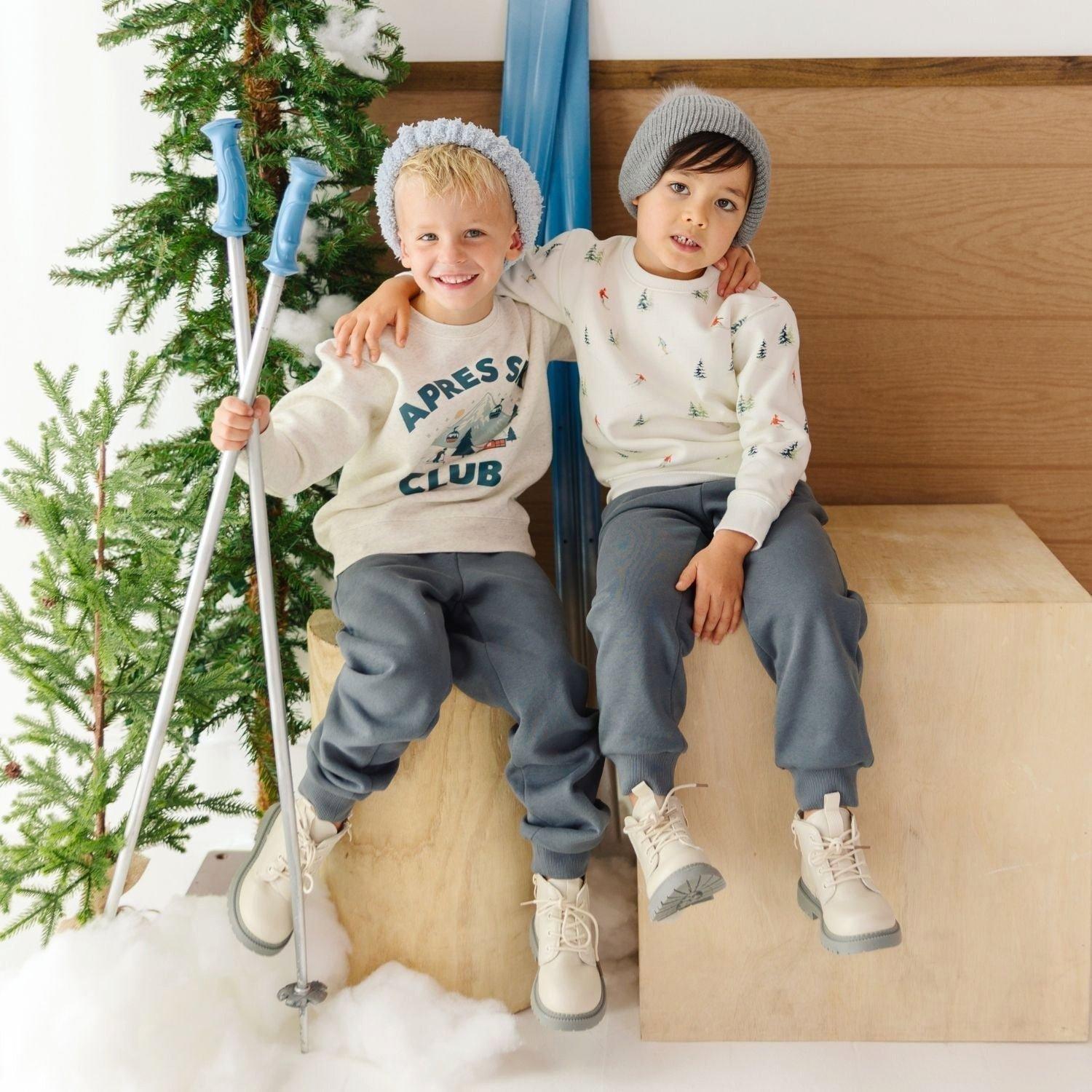 Apres Ski Club Sweatshirt image number 3