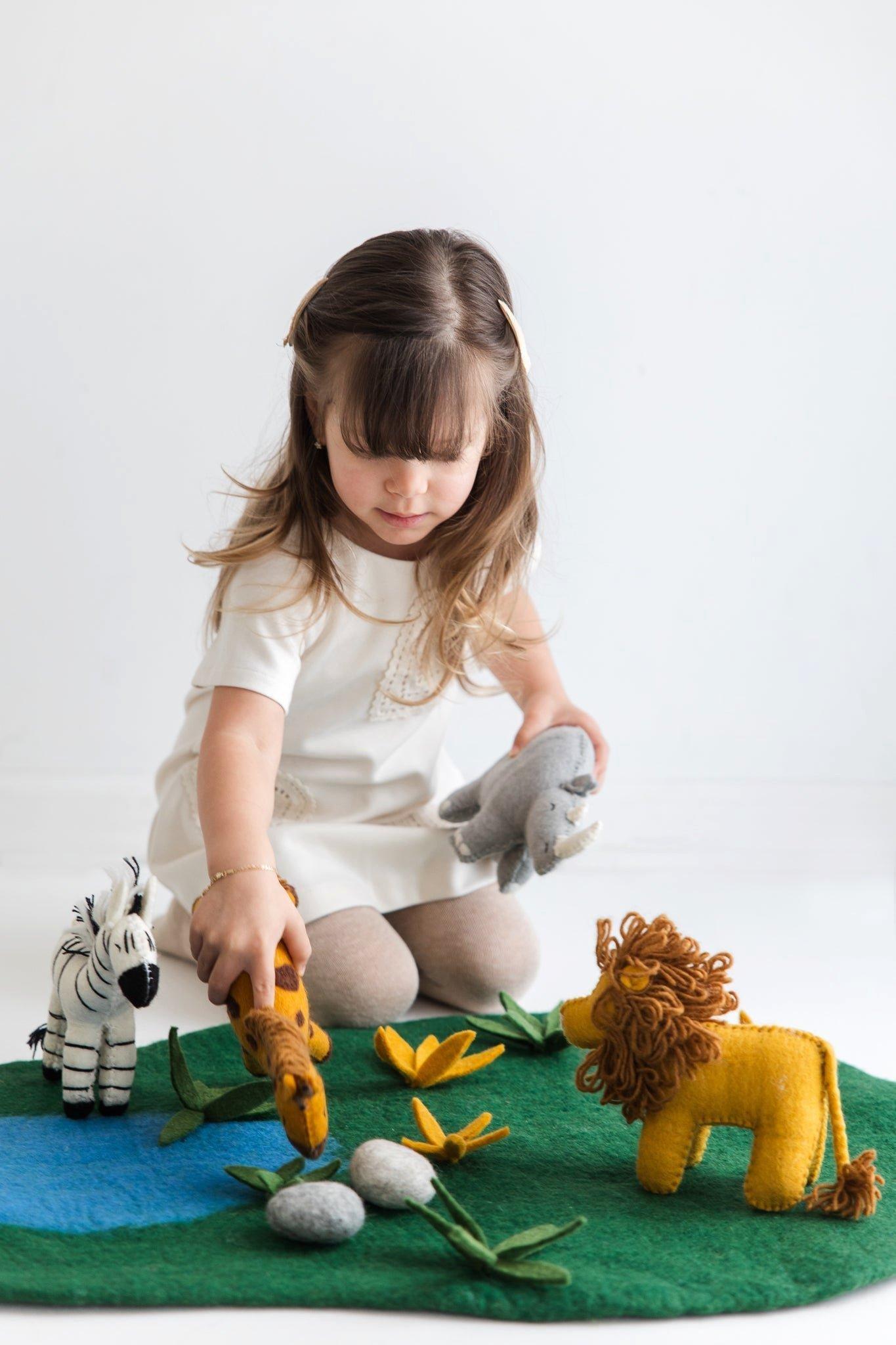 Safari Play Mat + Toy Set image number 4