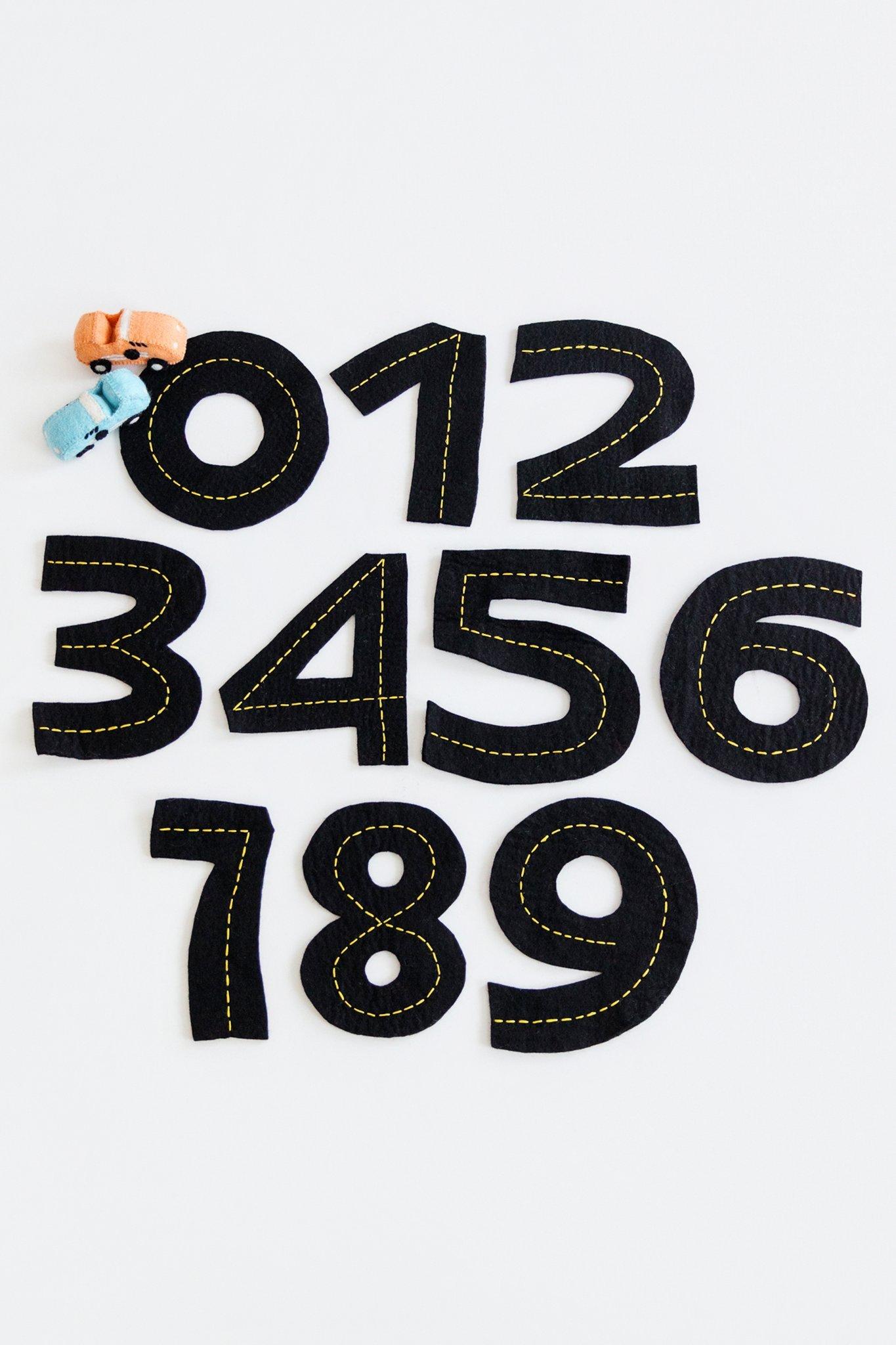 Race Track Number Set image number 2