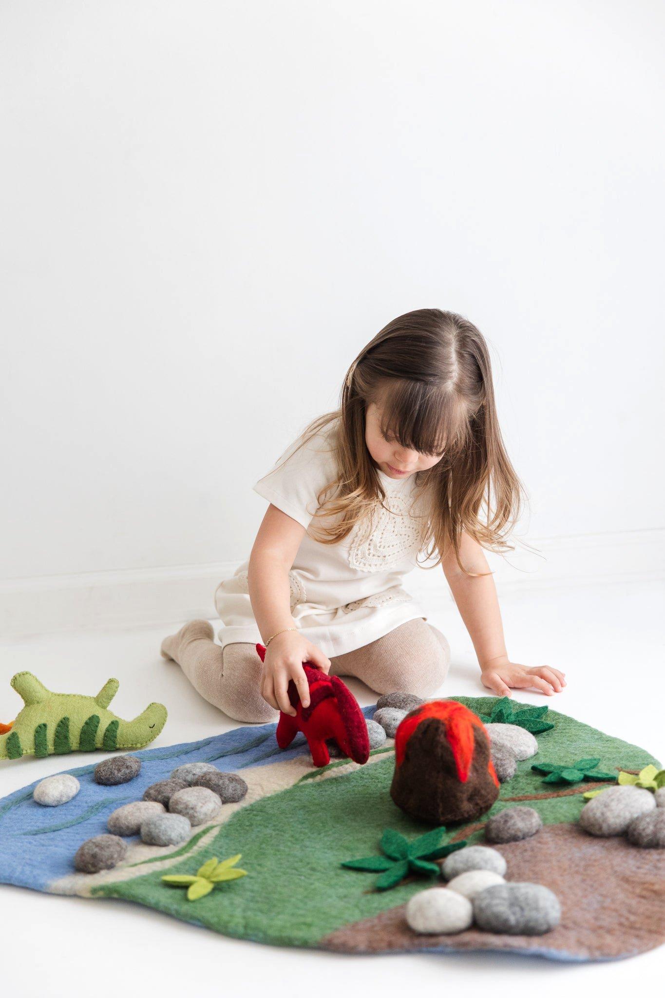 Dinosaur Play Mat + Toy Set image number 3
