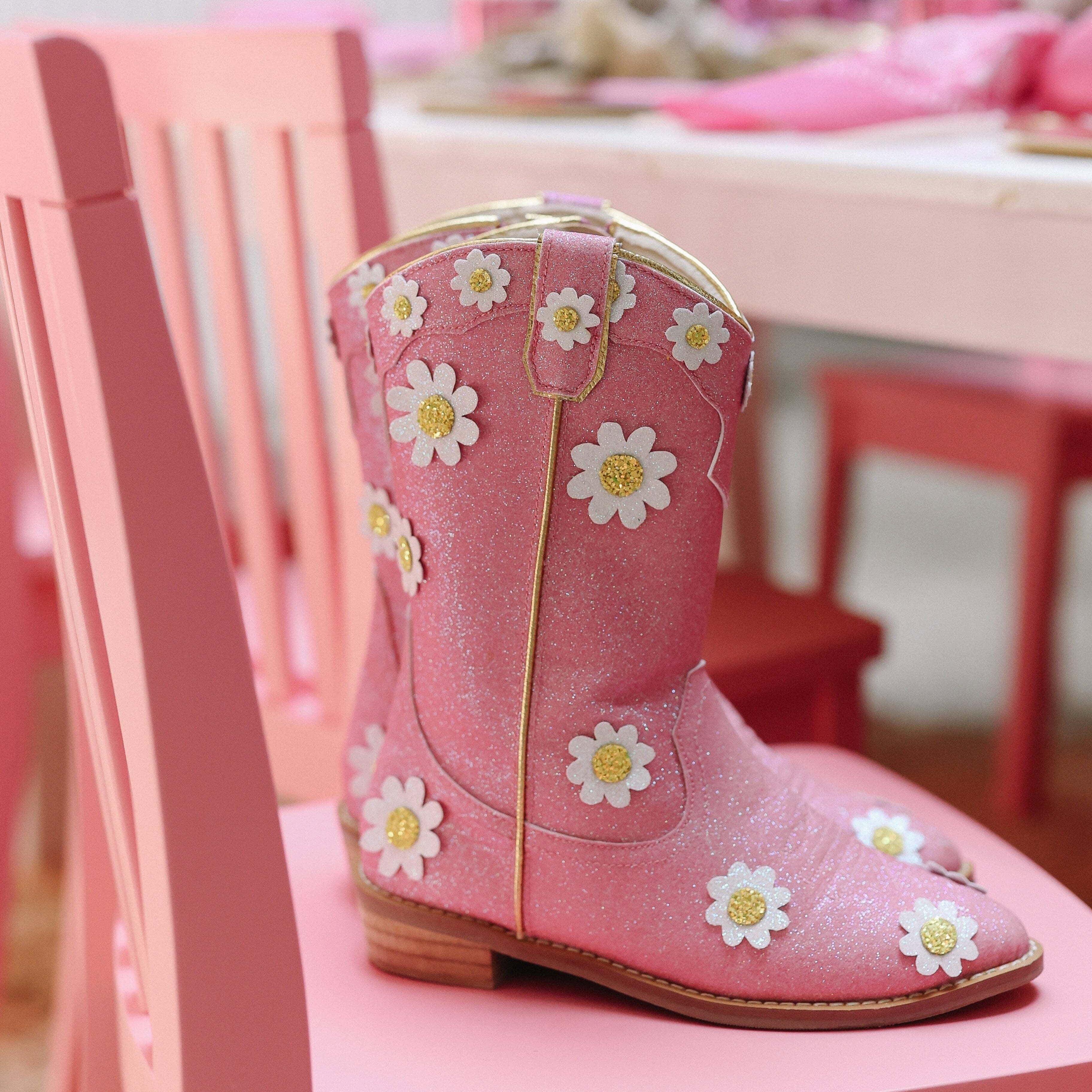 Cowgirl Oopsie Daisies Boots image number 2